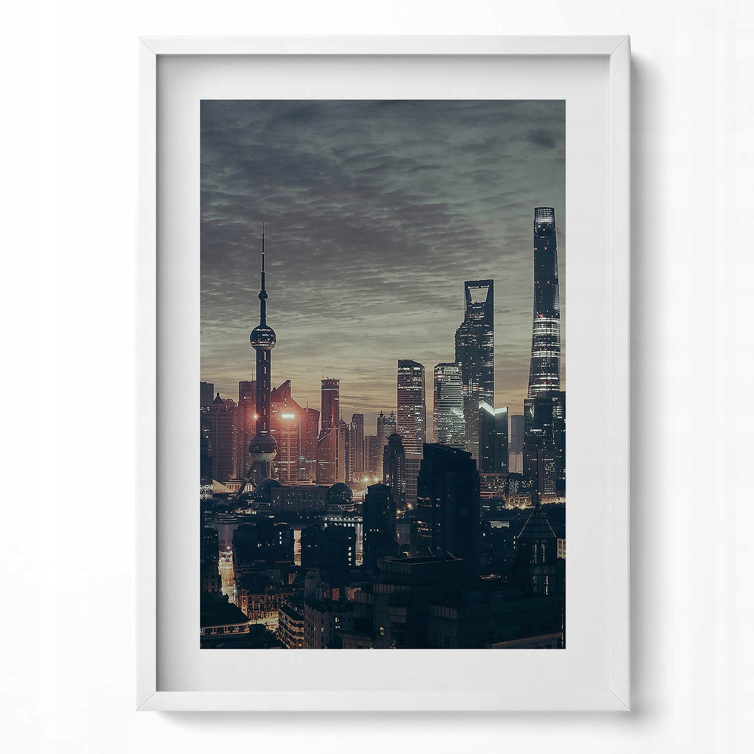 Nástěnný dekorativní obraz v rámu s grafikou Panorama Shanghai v noci 50x70 cm