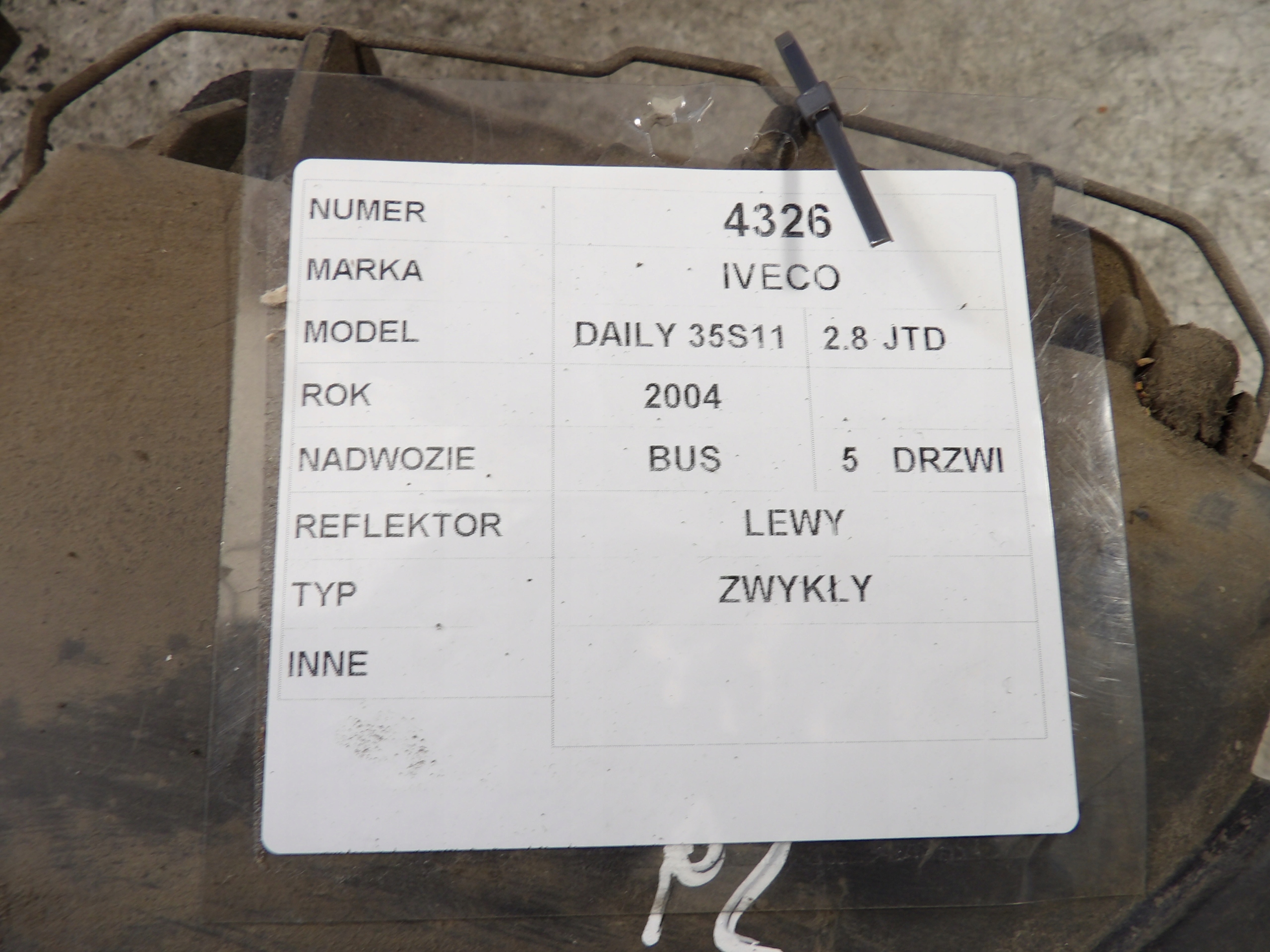 Iveco Daily 35S11 light front left