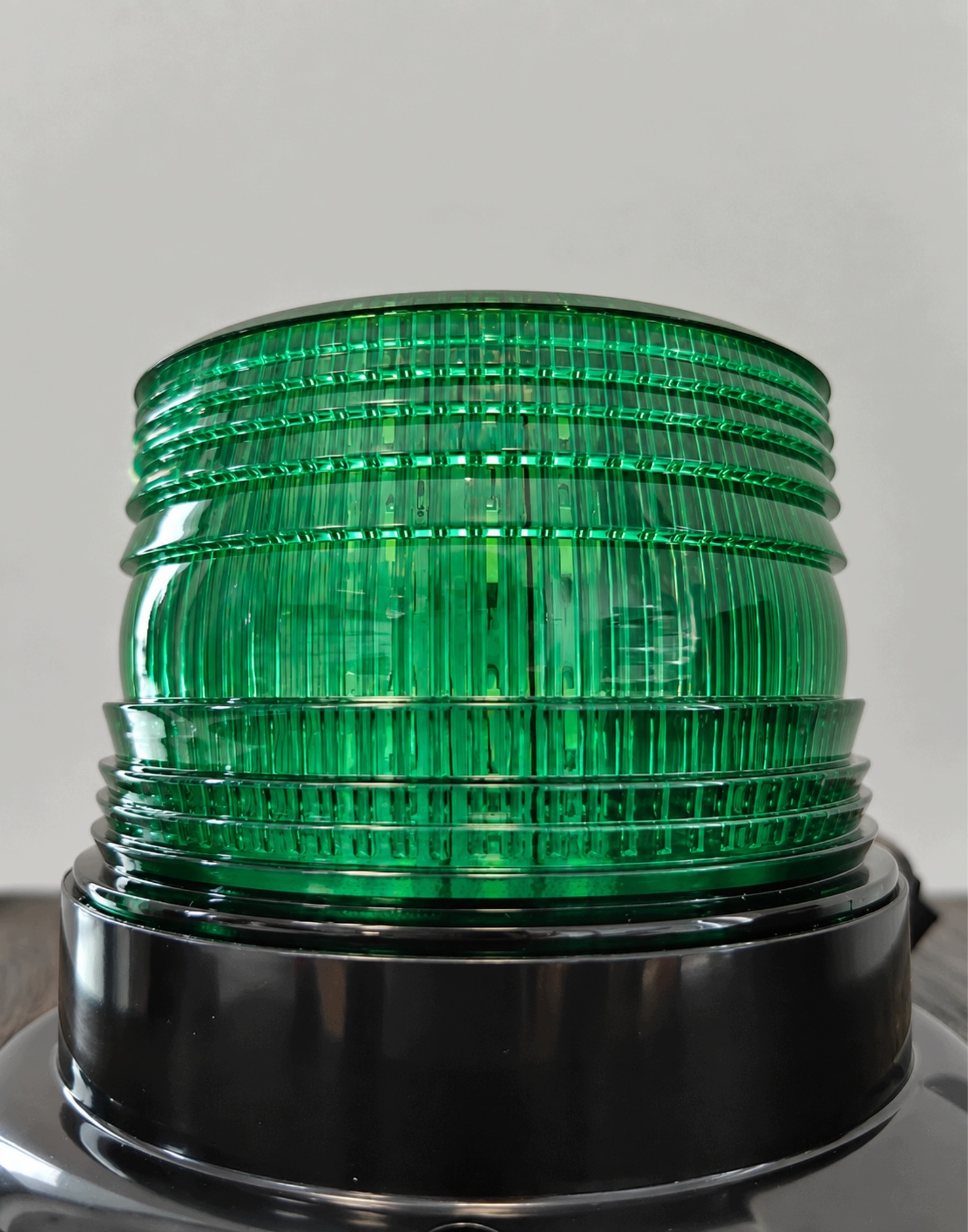 Zielona lampa ostrzegawcza LED RegMag 20 W, 7 trybów – Użytkowanie lampy