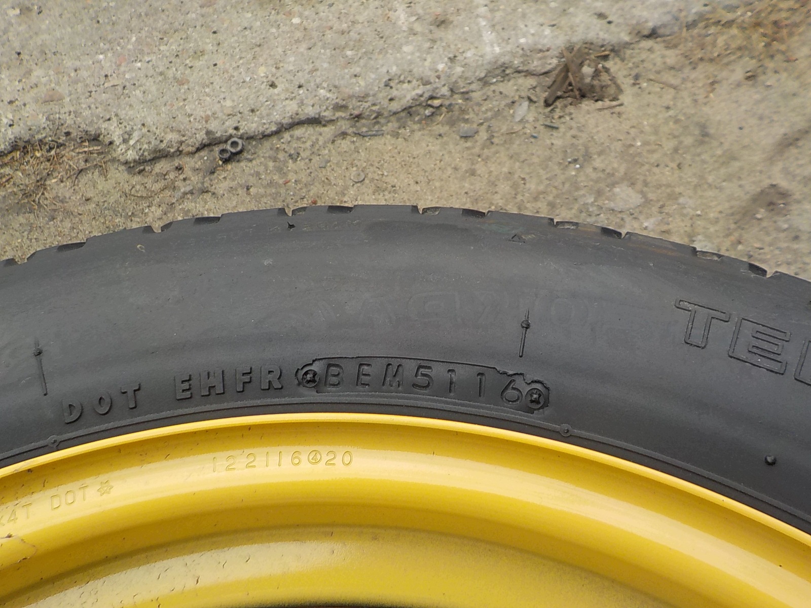SUBARU FORESTER II SG Roue de secours R17 5x100 145/80/17