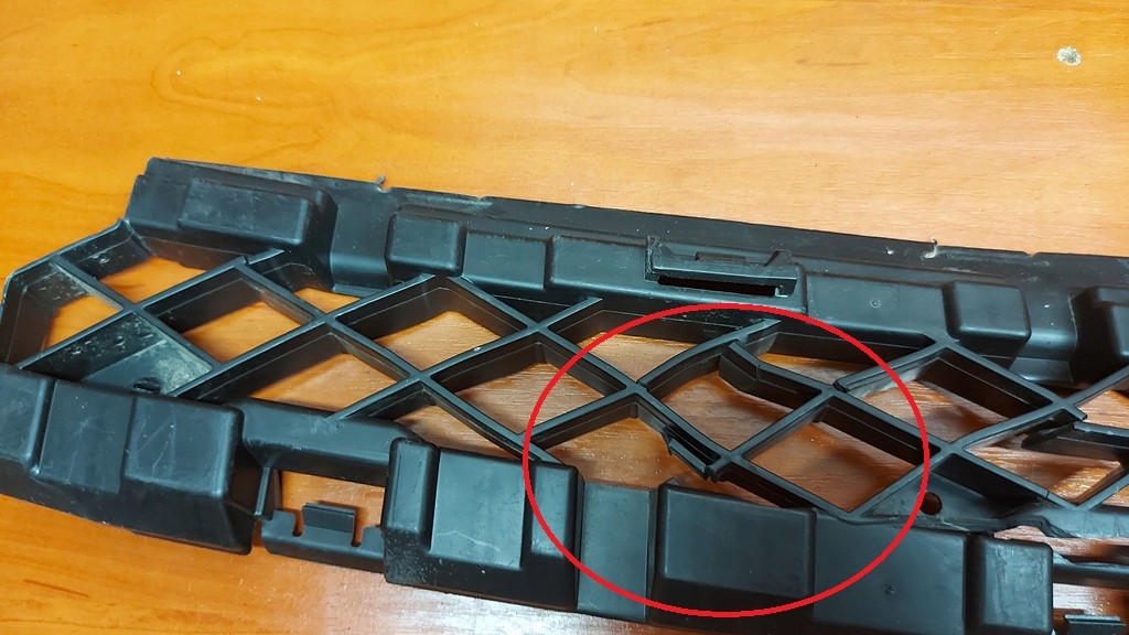 bumper bracket central rear part rear VOLVO XC60 II