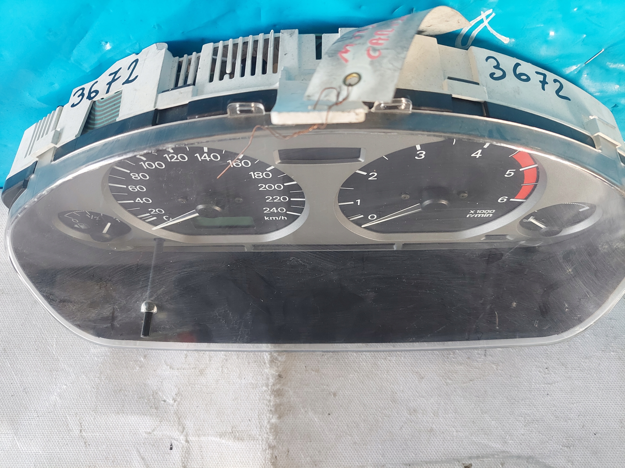 dials clock MITSUBISHI CARISMA 1.9 DID MR916030