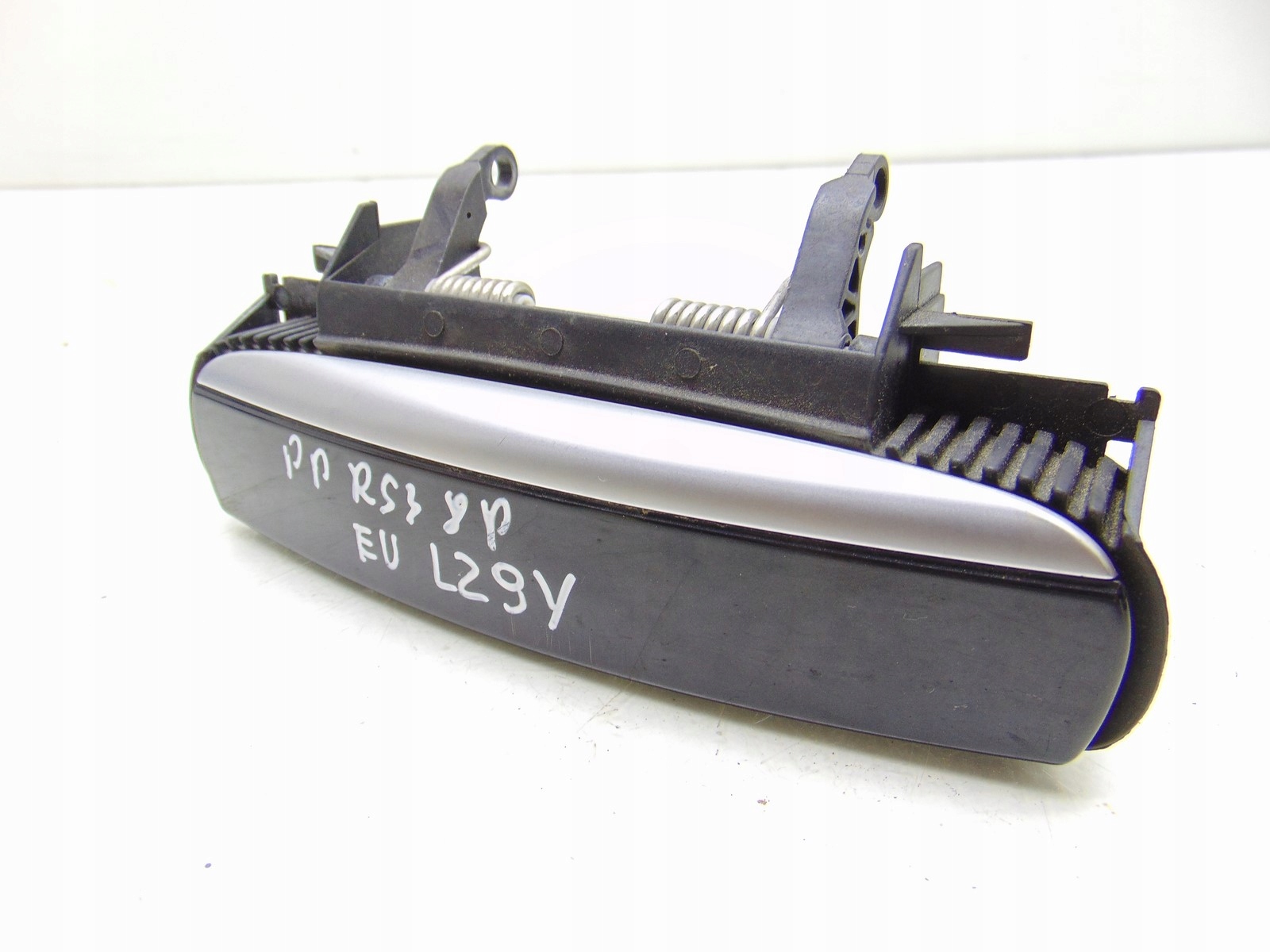 handle door right front SATYNA CHROM AUDI RS3 8P 11- EU A3 LIFT