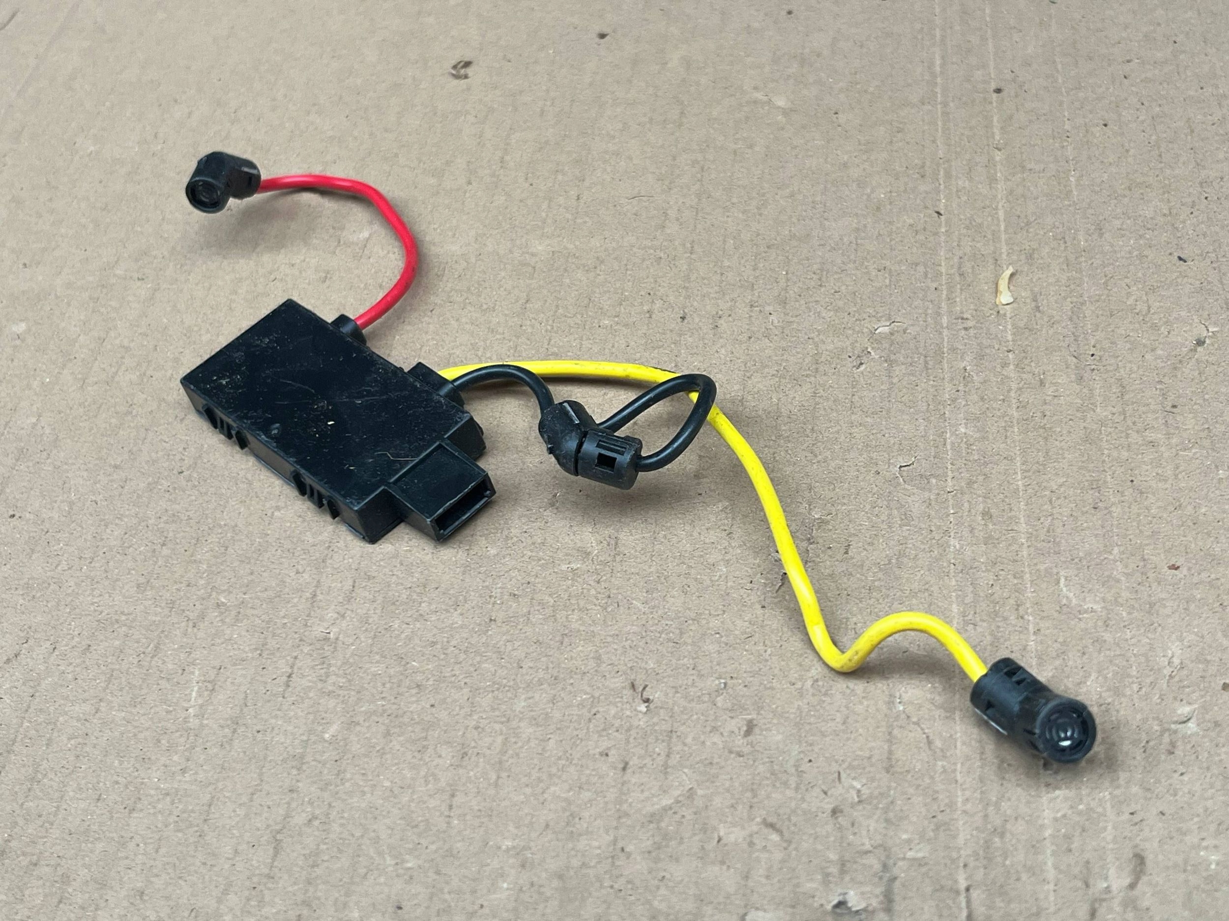 sensor (various) dla Skoda Karoq 5Q0951177A !J
