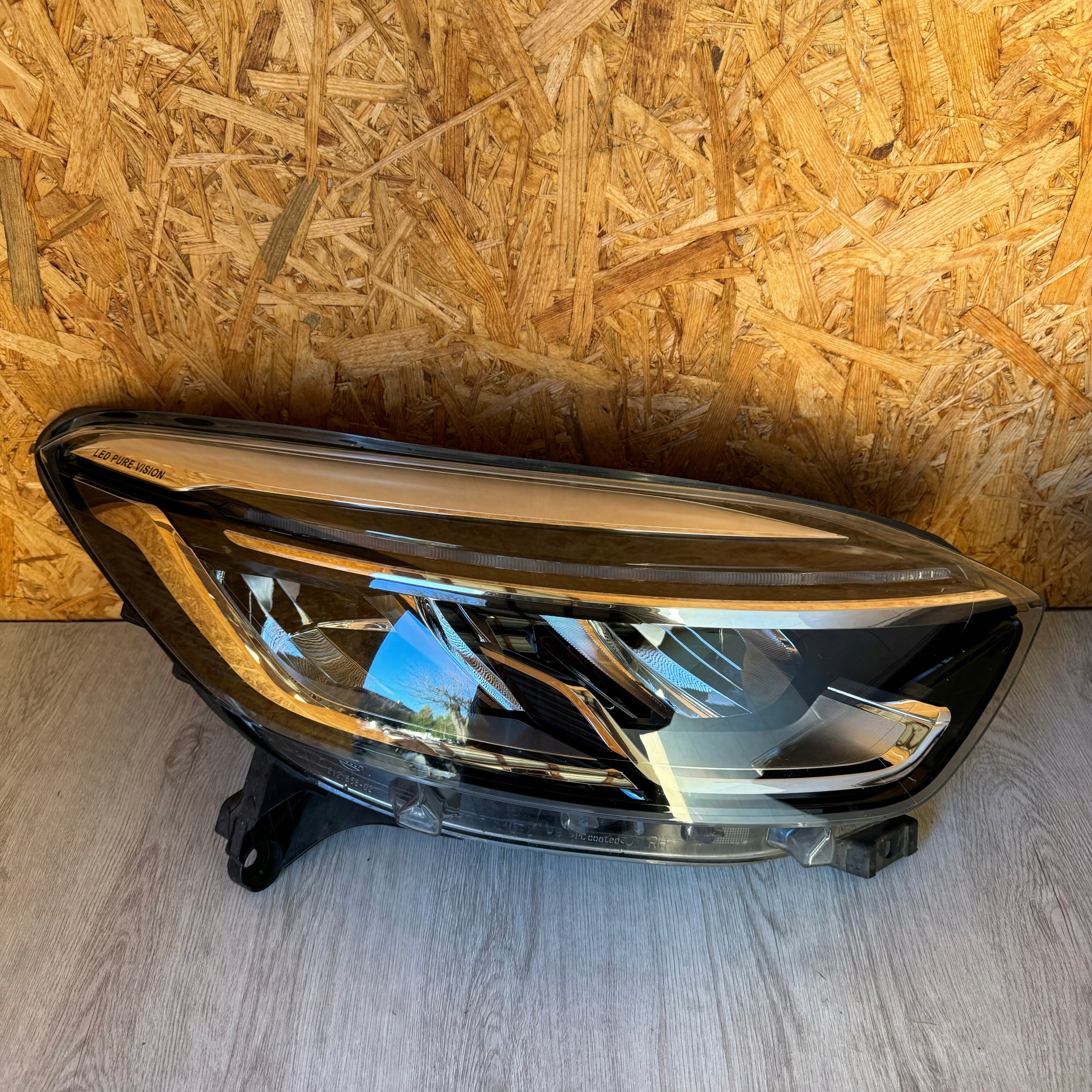 LAMPA LAMPY KOMPLET RENAULT CAPTUR LIFT 2017 ROK LED PURE VISION Producent części Opel OE