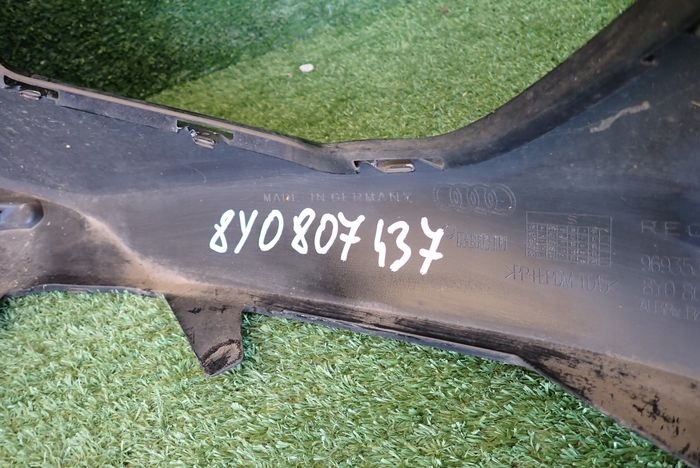 AUDI A3 8Y 20- Frontstoßstange vorne