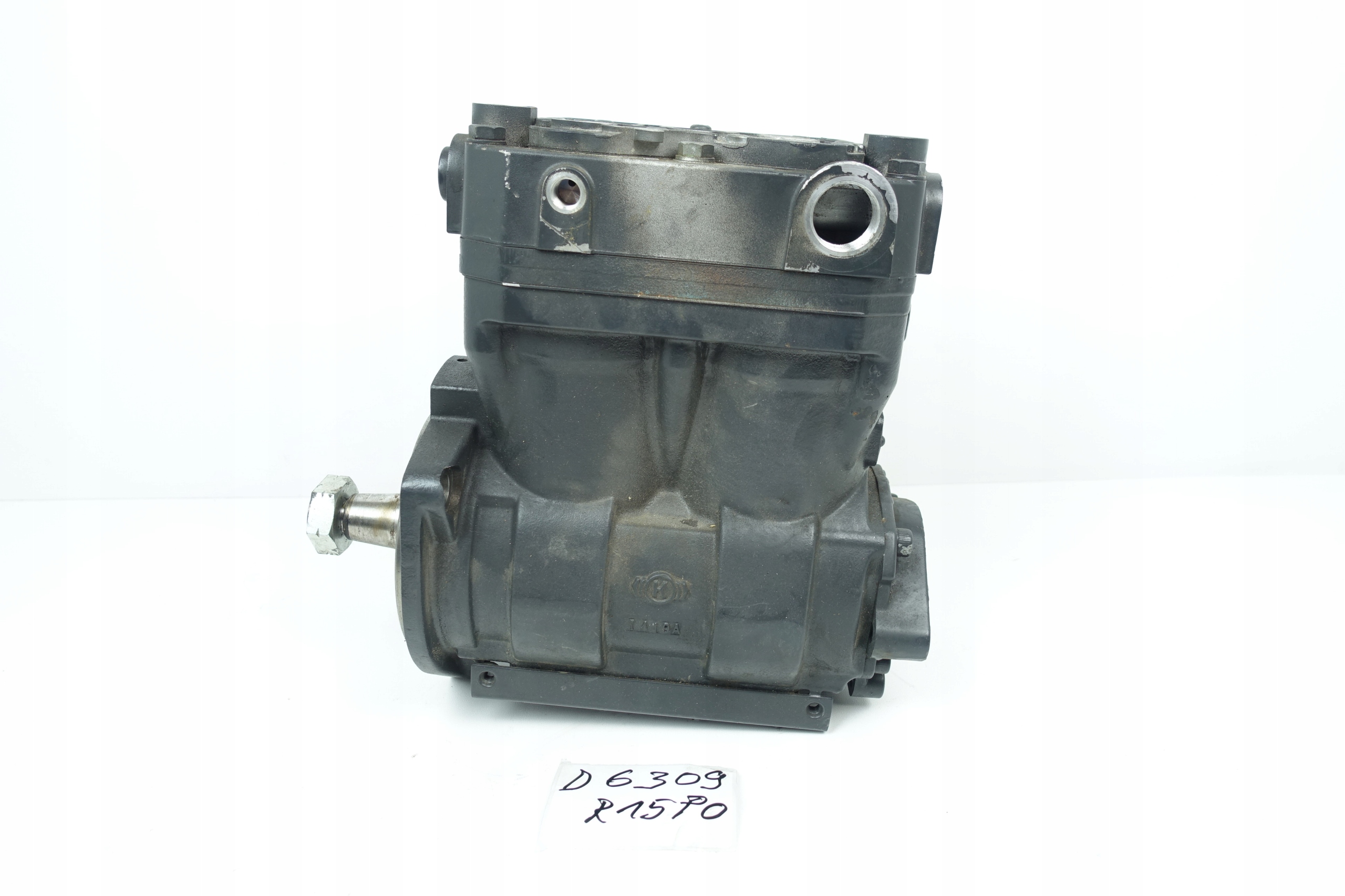 IVECO STRALIS 504293730 compressor; air compressor CURSOR SILIKA