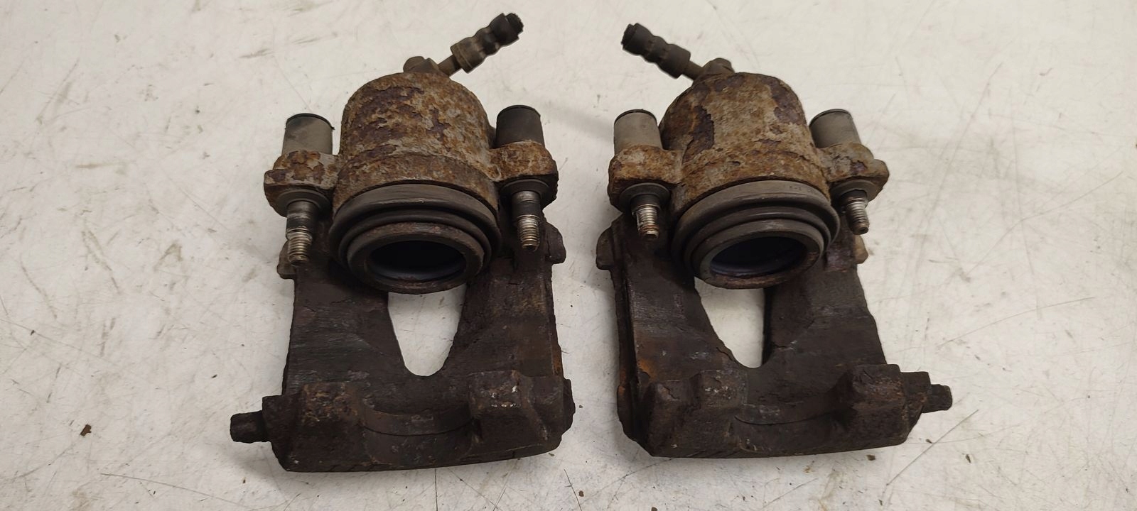 caliper front front right left Audi A1 1,2 TSI