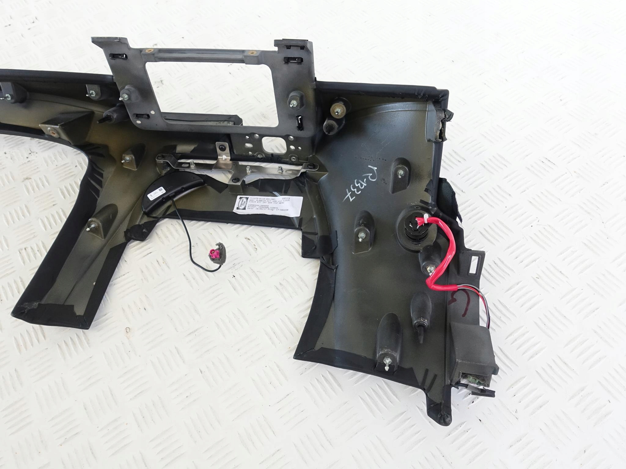 FERRARI GT4 консоль торпеда