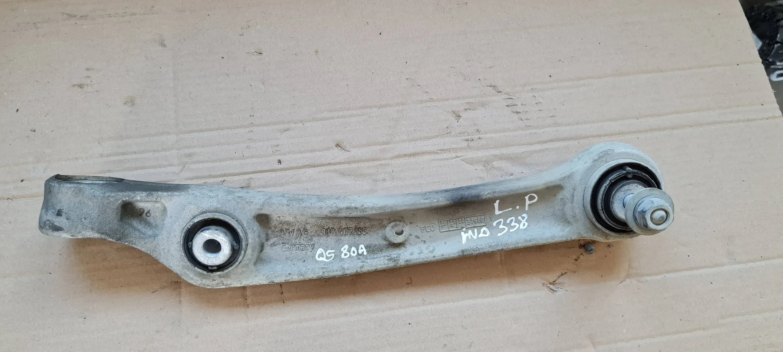 Q5 80A SQ5 QUERLENKER LINKS VORNE VORNE 80A407155