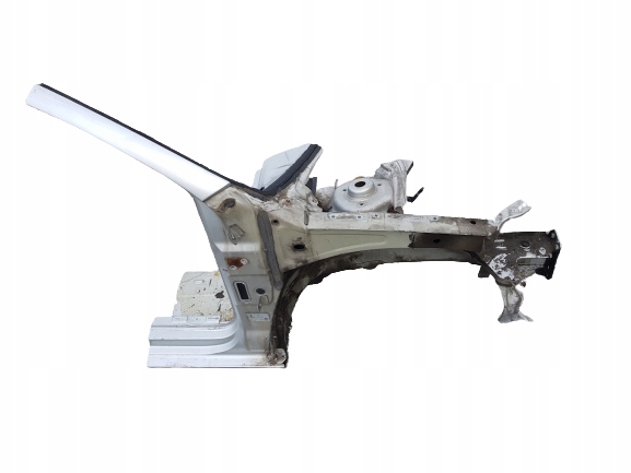 ĆWIARTKA PRZÓD PRAWA VW GOLF V KOMBI