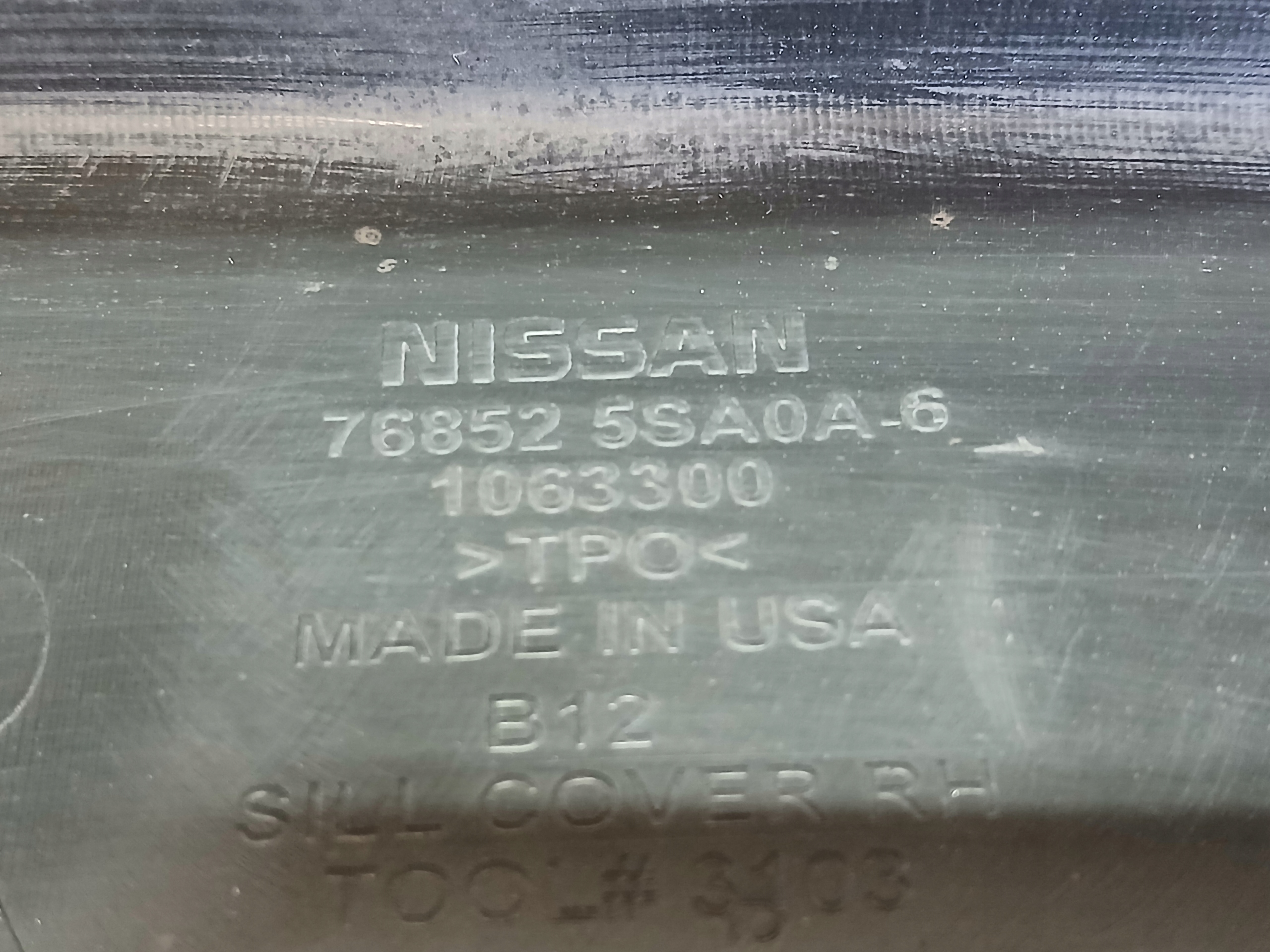 threshold moulding threshold cap right NISSAN LEAF II 2 17- 76852 5SA0A-06