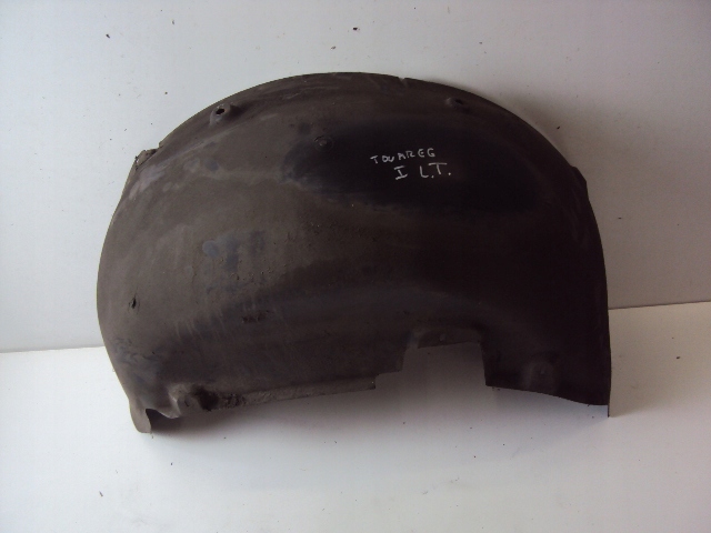 volkswagen oe 7L6810971A подкрылки