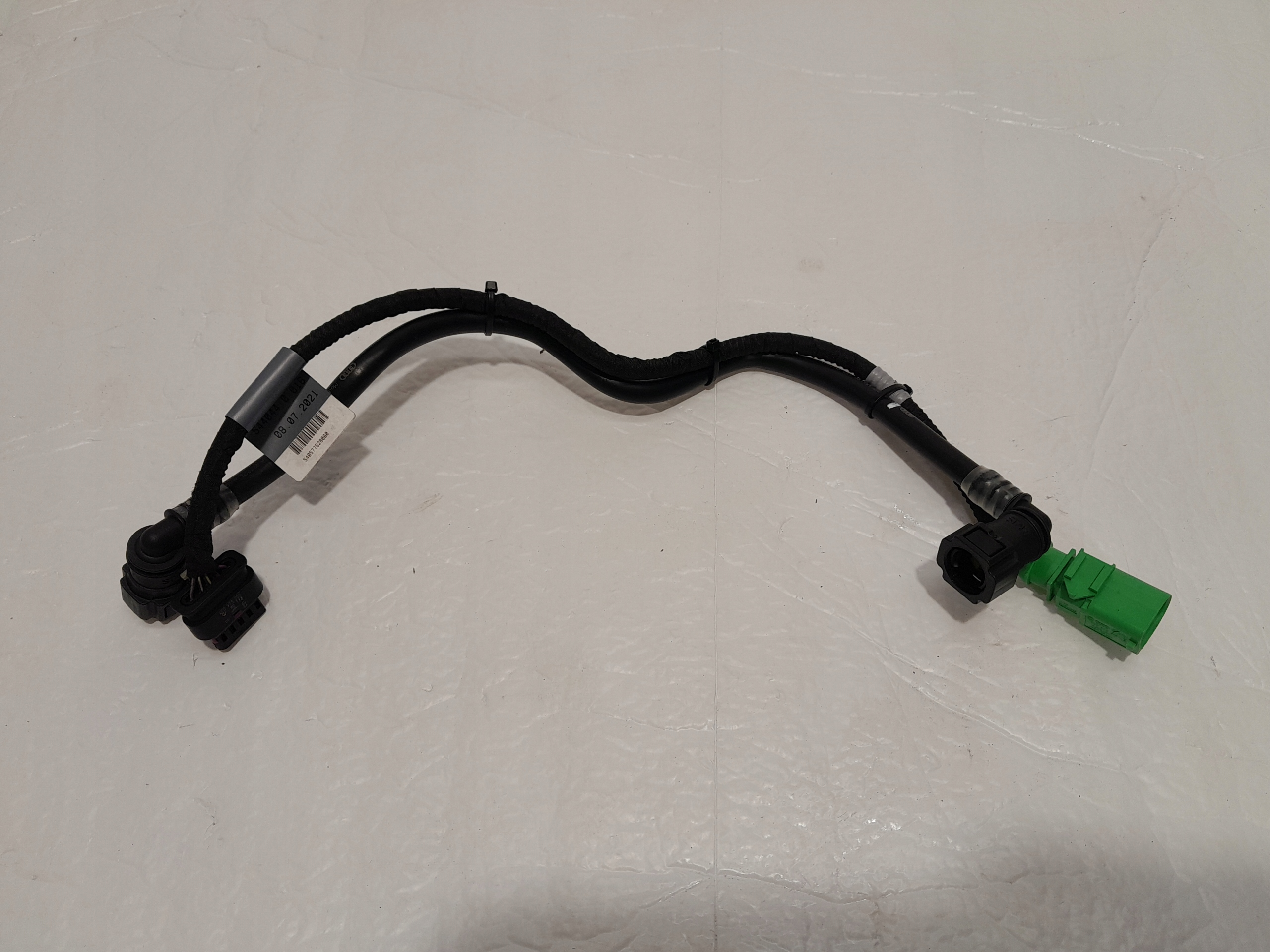 AUDI A4 B9 LIFT fuel line ADAPTER 8W0971745A