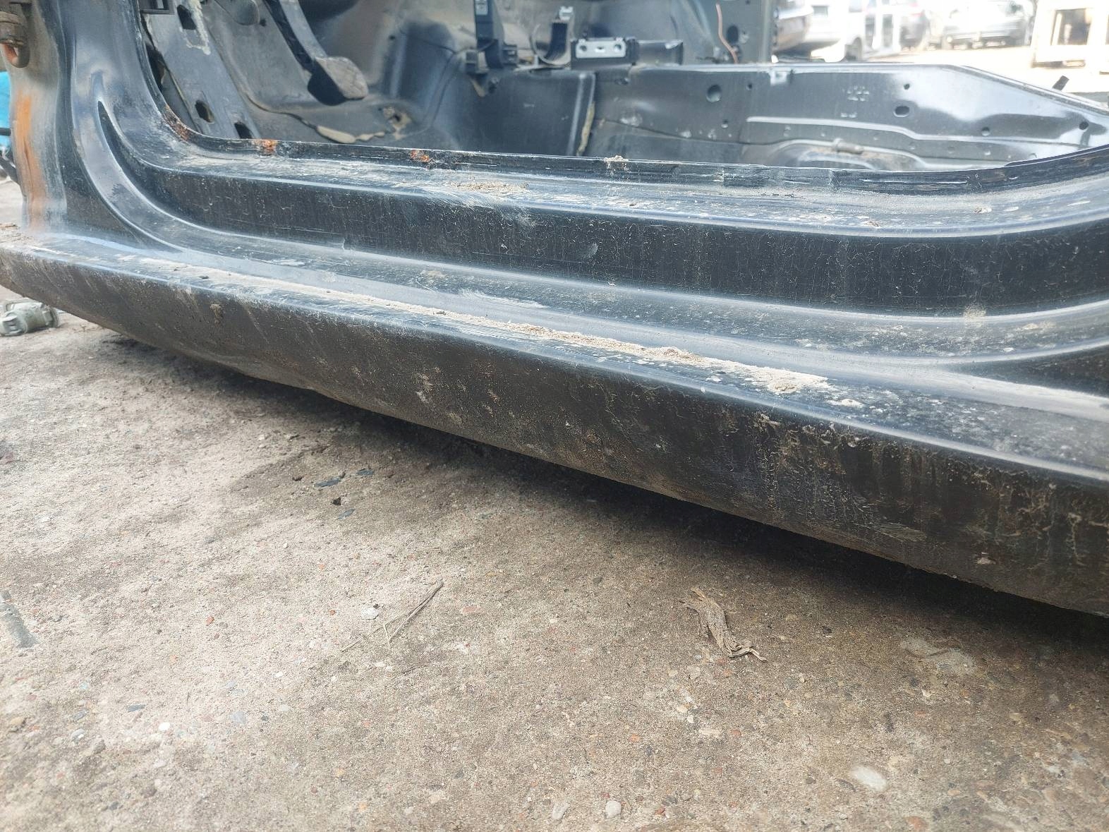 threshold left + pillar central VOLKSWAGEN JETTA V LC9X