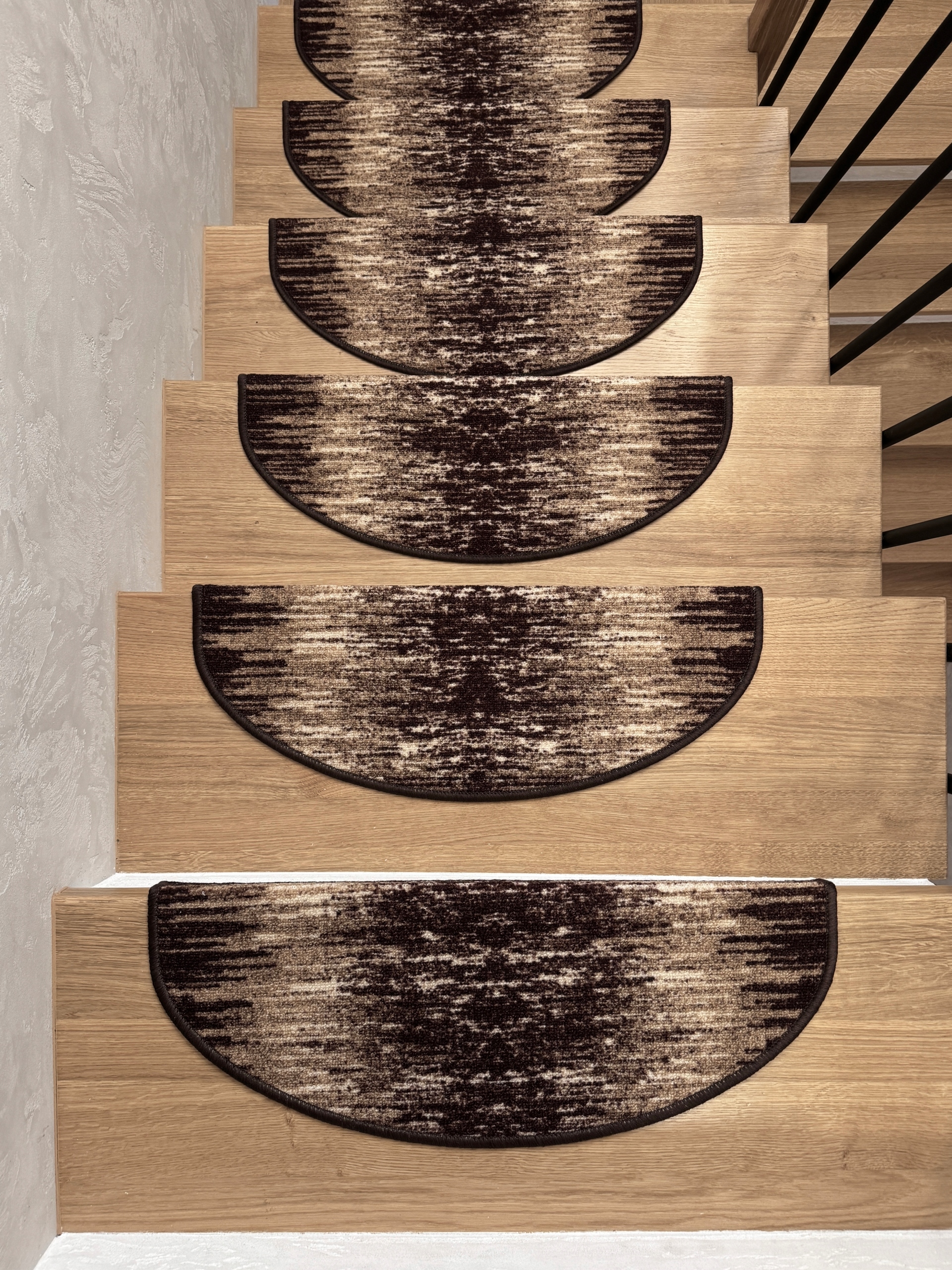 NAKŁADKI NA SCHODY ANTYPOŚLIZGOWE 64X24X3 WENUS BRĄZ Kolor beżowy