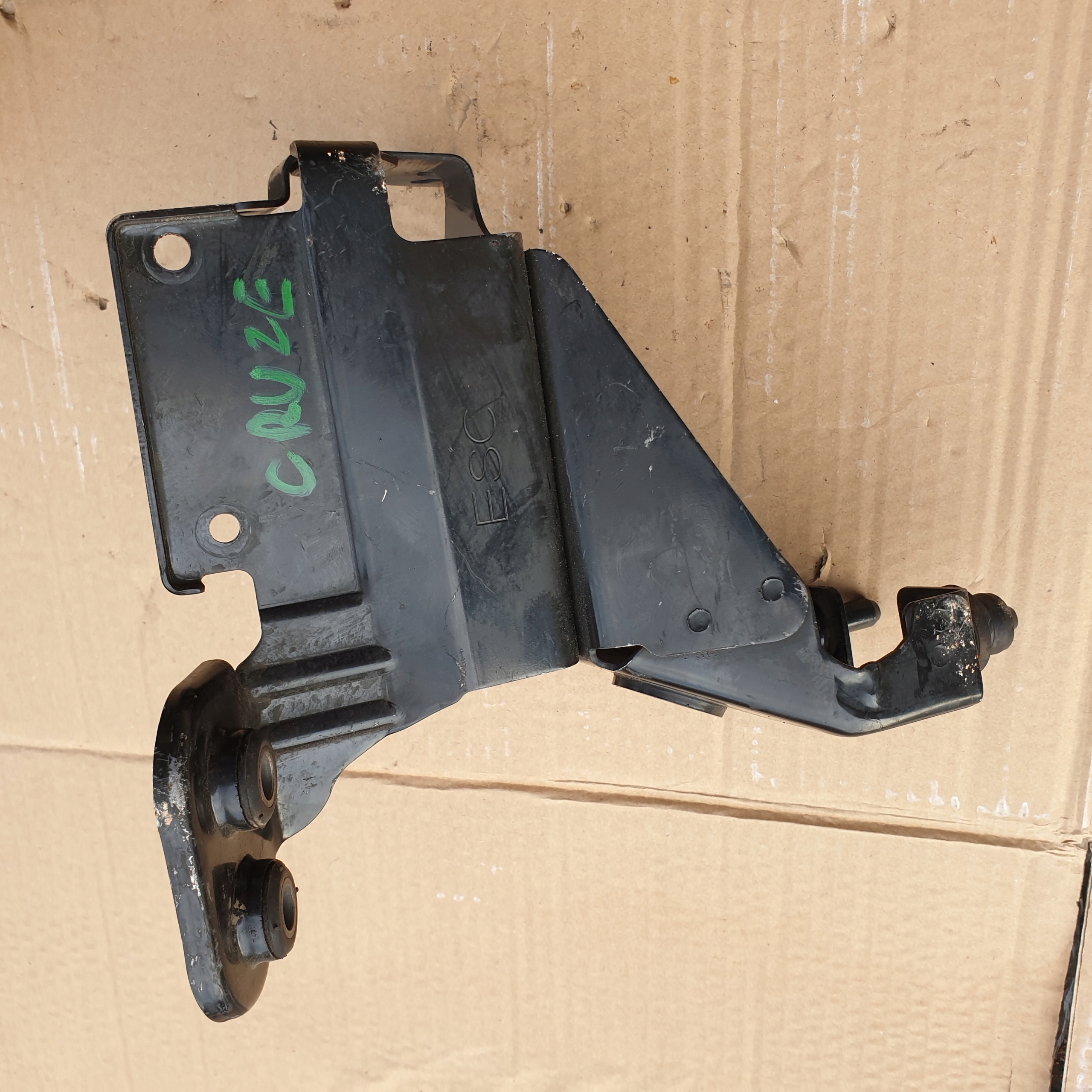 Support plaque Console Poignée POMPY Frein ABS CHEVROLET CRUZE EU OE