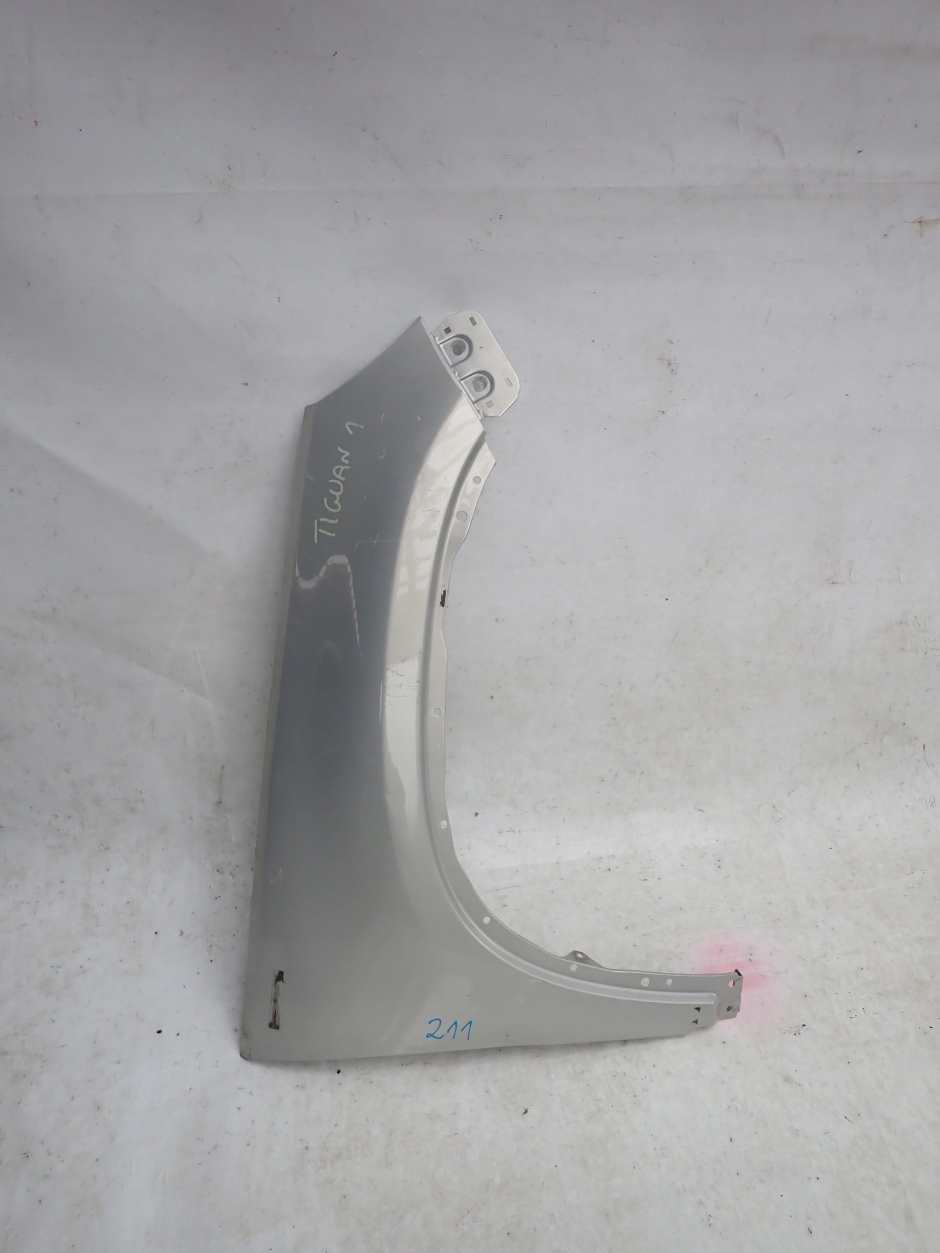 VW TIGUAN and 5N0 07- fender right front front