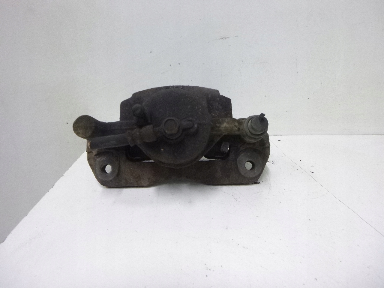 caliper brake front Mazda Xedos 6 1.6 1995r.