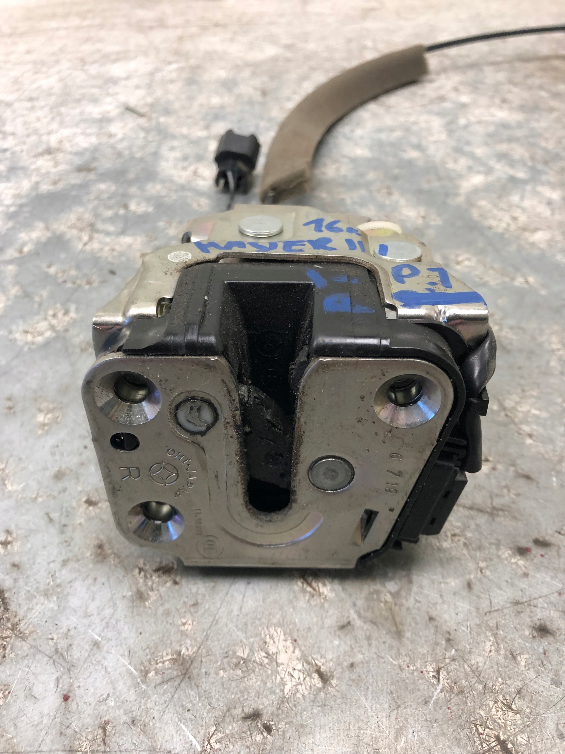 lock door right rear part WYSOKI RENAULT MASTER III