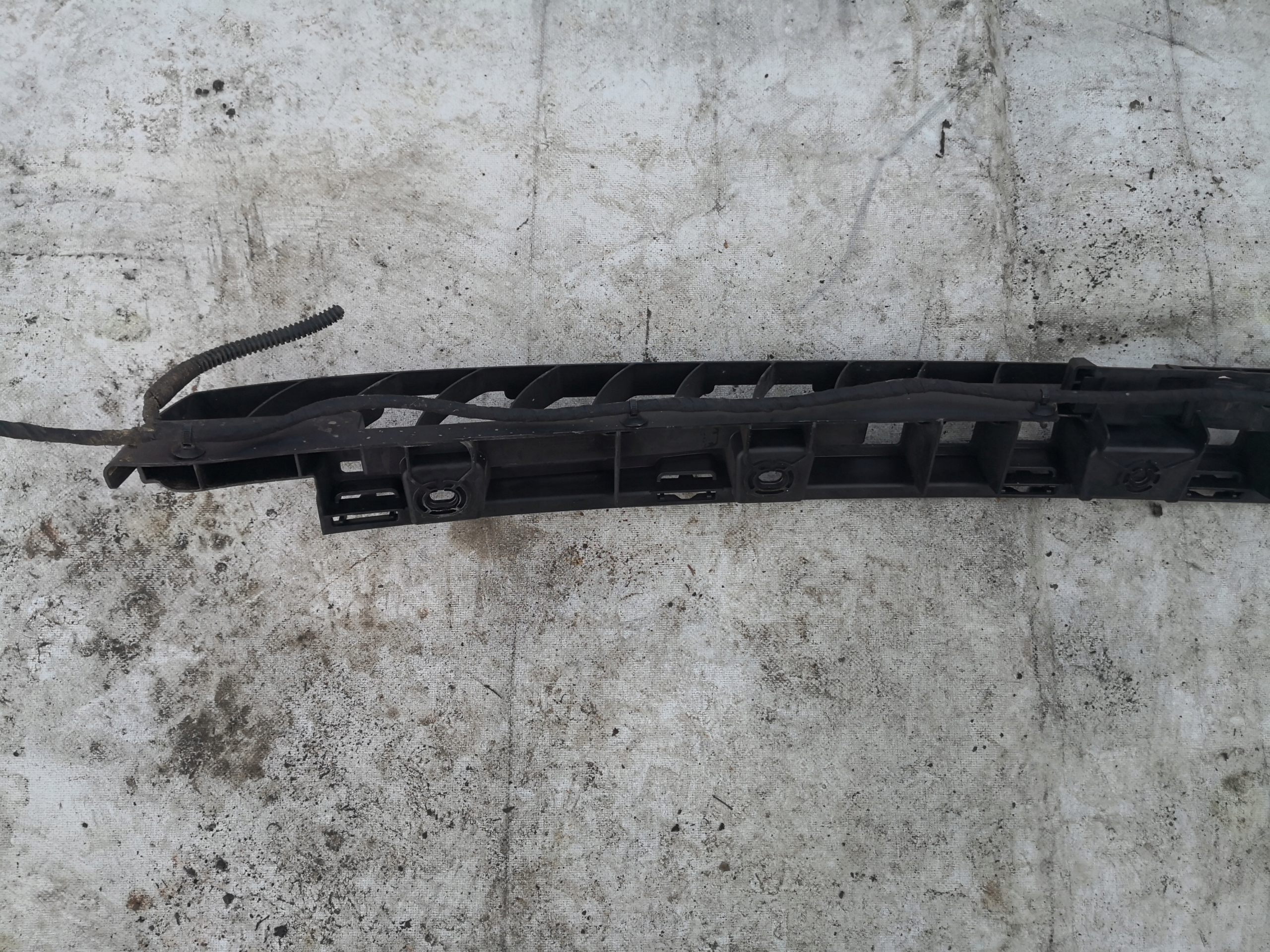 bumper bracket rear part SKODA KODIAQ 565807863
