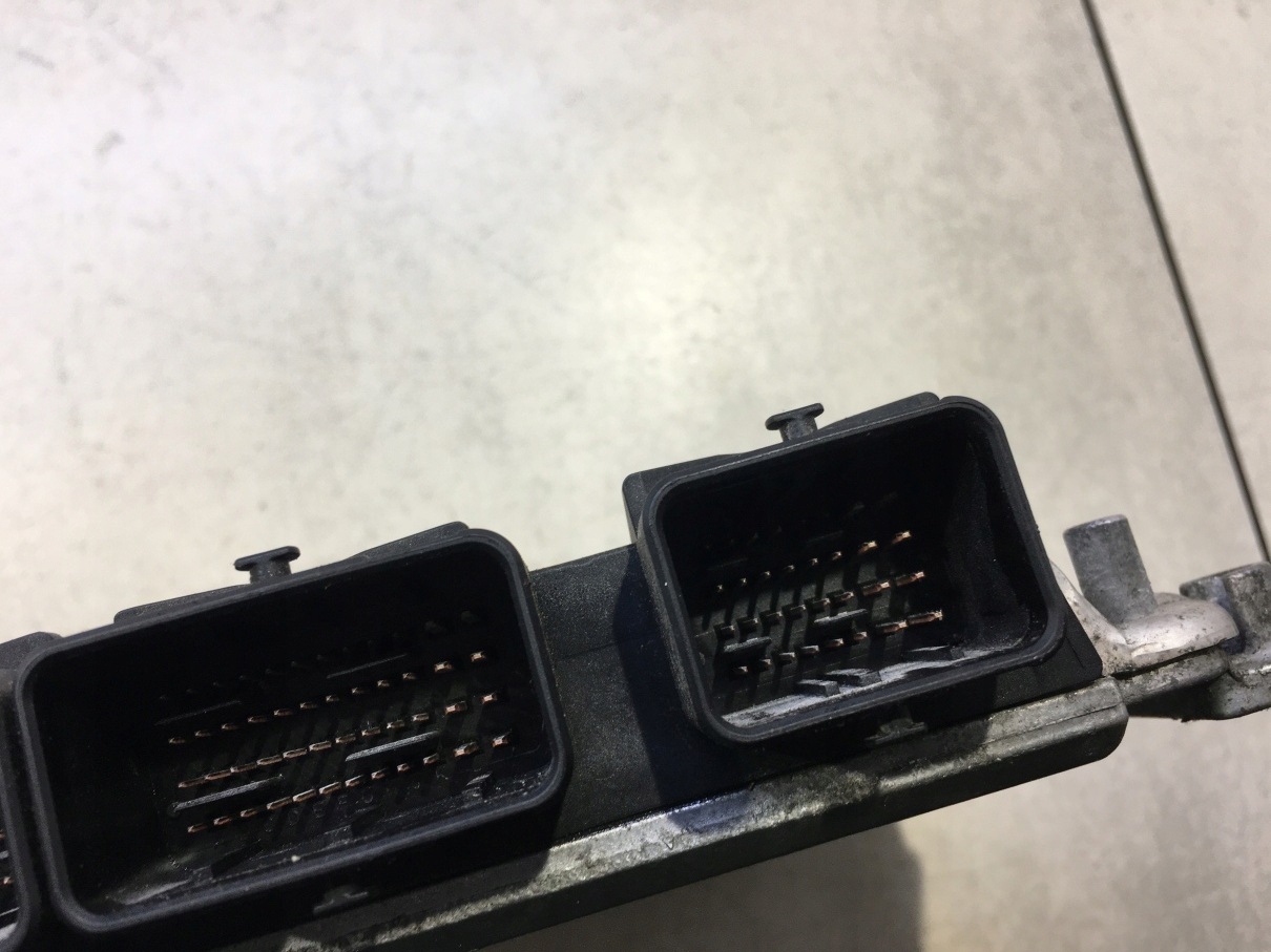 control unit of the engine PEUGEOT 206 2.0 HDI 9651256880