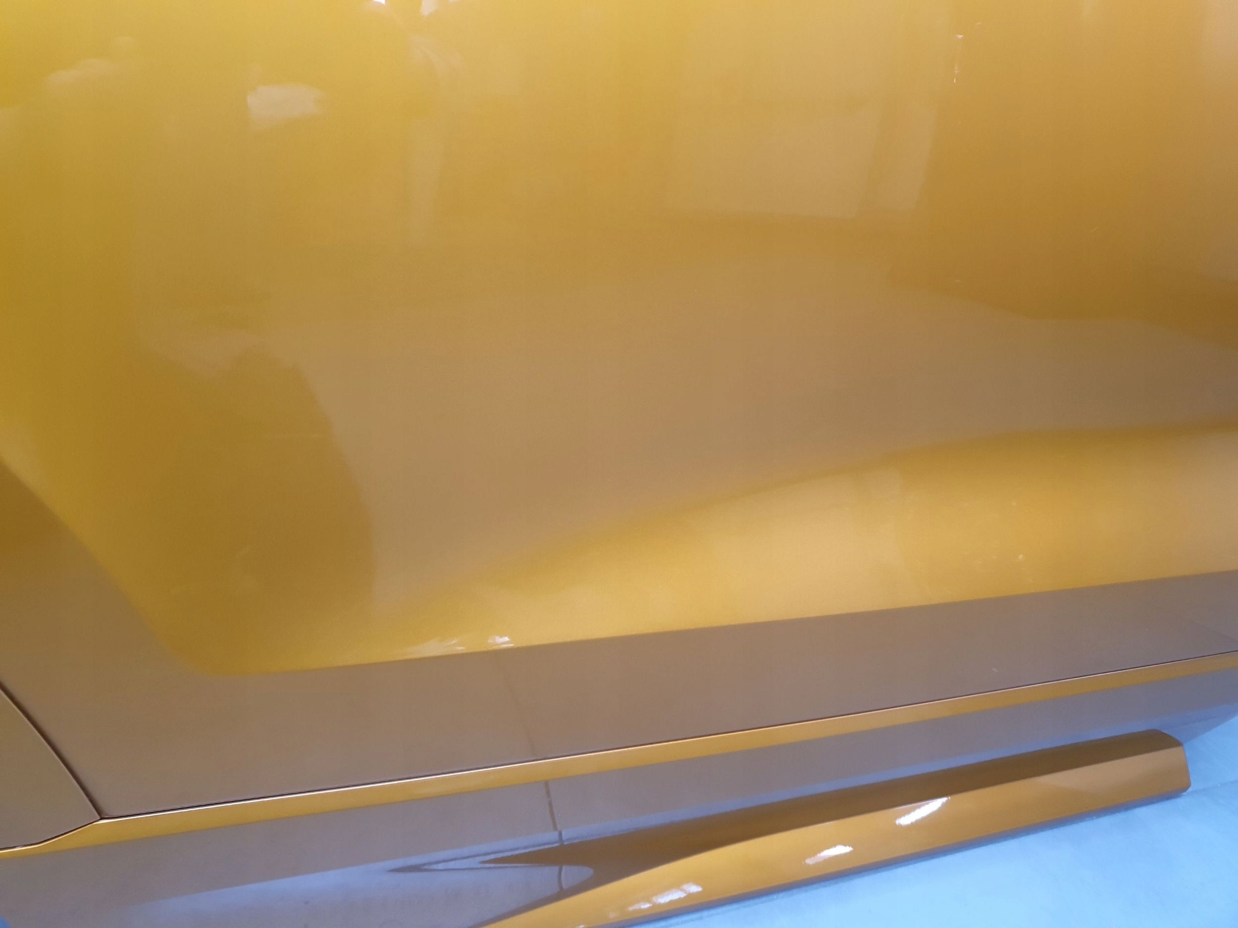 Audi Q8 door right rear. 4M8833052C LY2Y