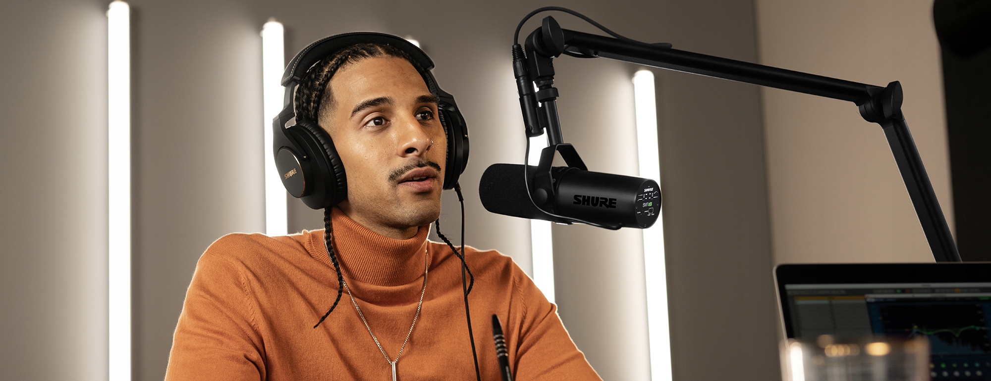 Shure SM7dB - Dynamiczny mikrofon wokalny z przedwzmacniaczem Model SM7dB