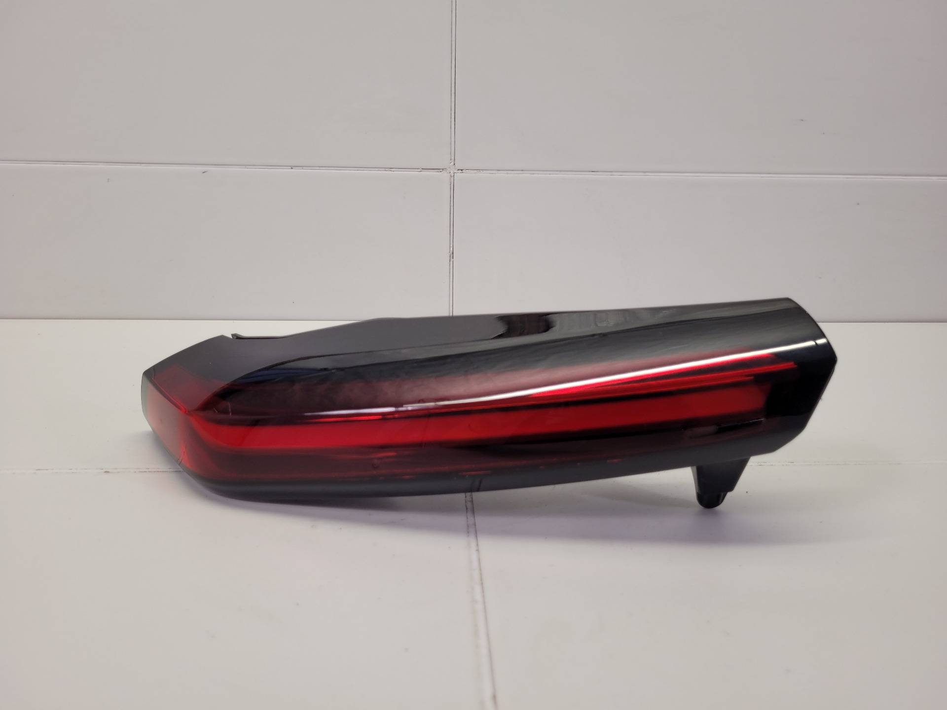 light rear to the bonnet left side Citroen C4 2 facelift 2022 00218783-05