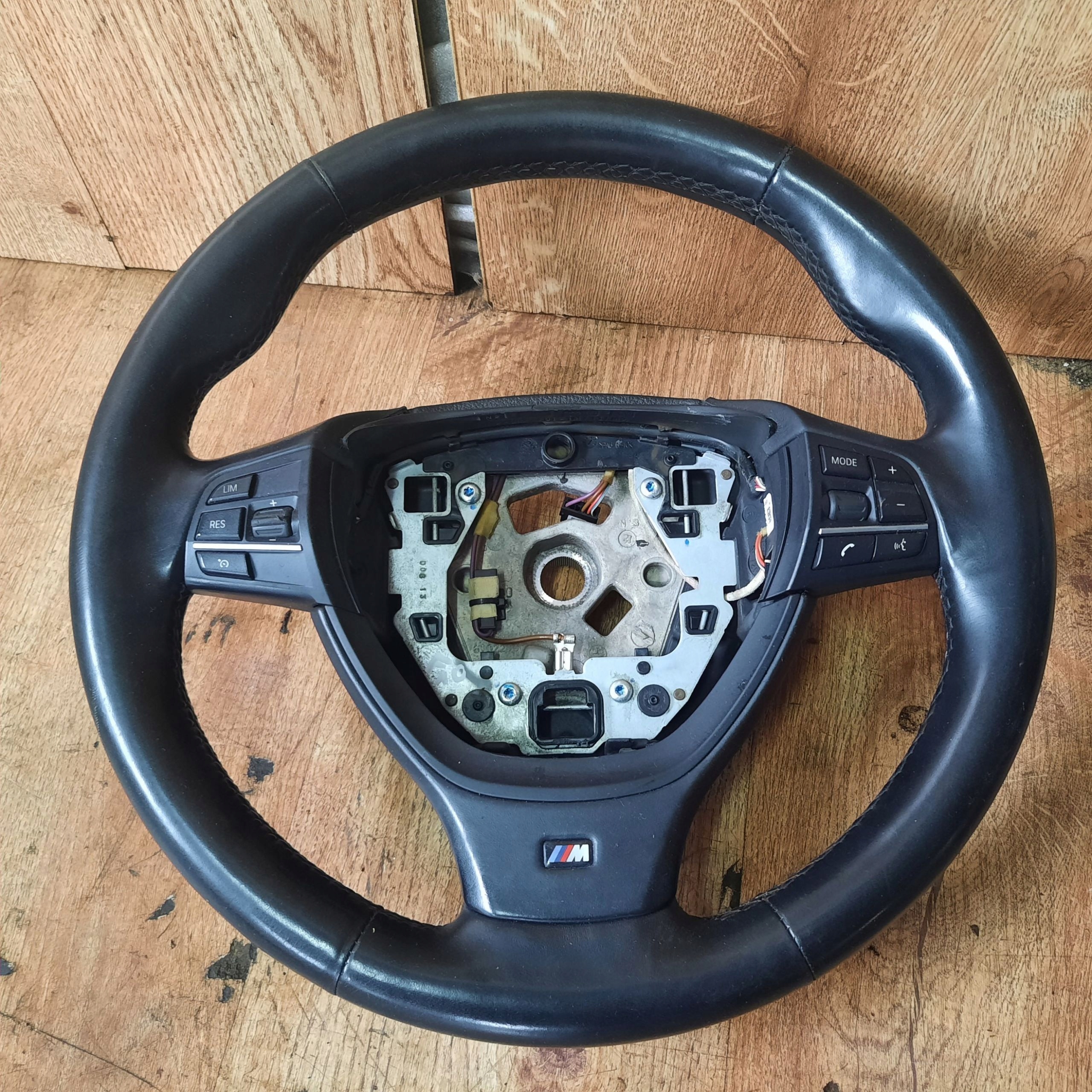Рулевое колесо BMW F10 M-пакет F10 МПАКЕТ