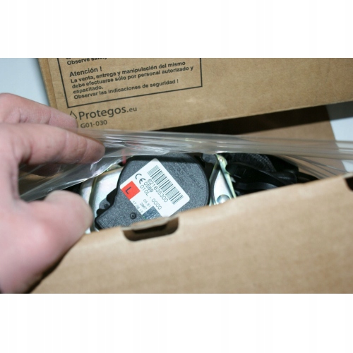 NAPINACZ PAS LEWY NABOJx2 RANGE ROVER SPORT 2014 Car type Passenger cars