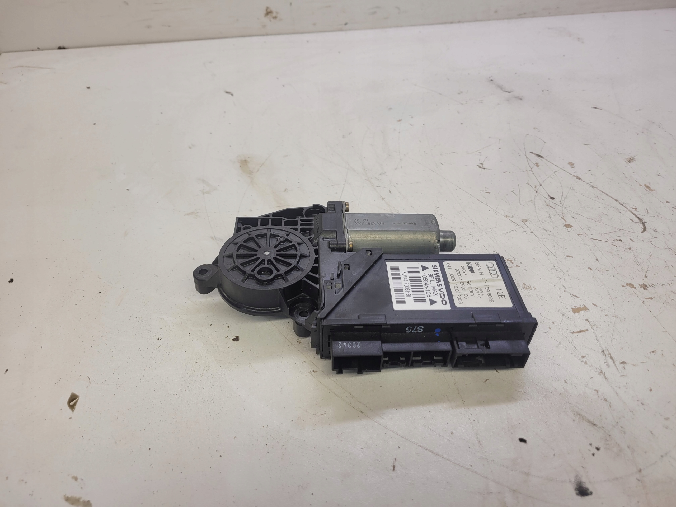 mini motor windows right front AUDI A4 B7 8E1959802E