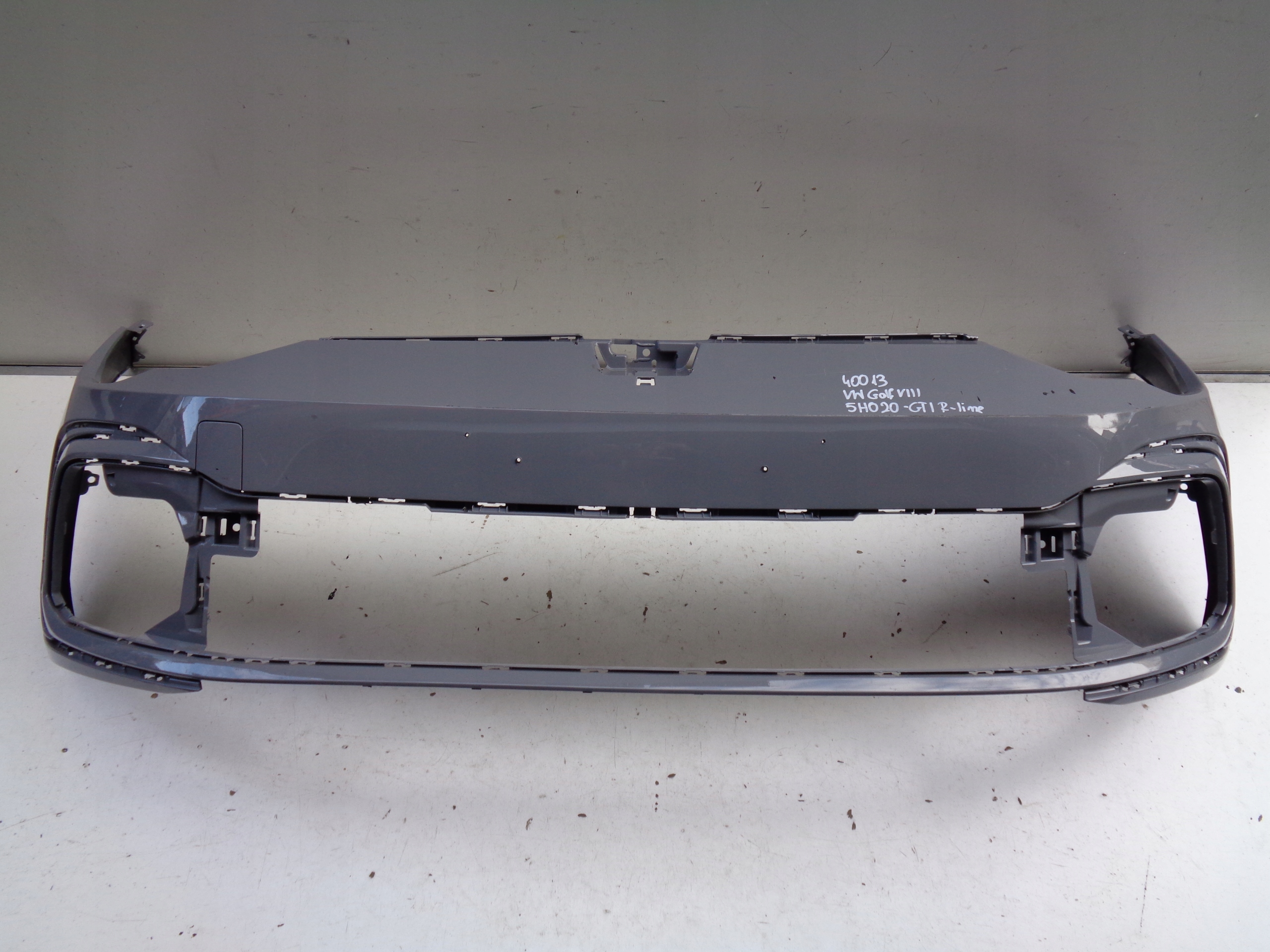 FRONTSTOSSSTANGE VW GOLF VIII 8 5H 20- GTI R-LINE NR 40013