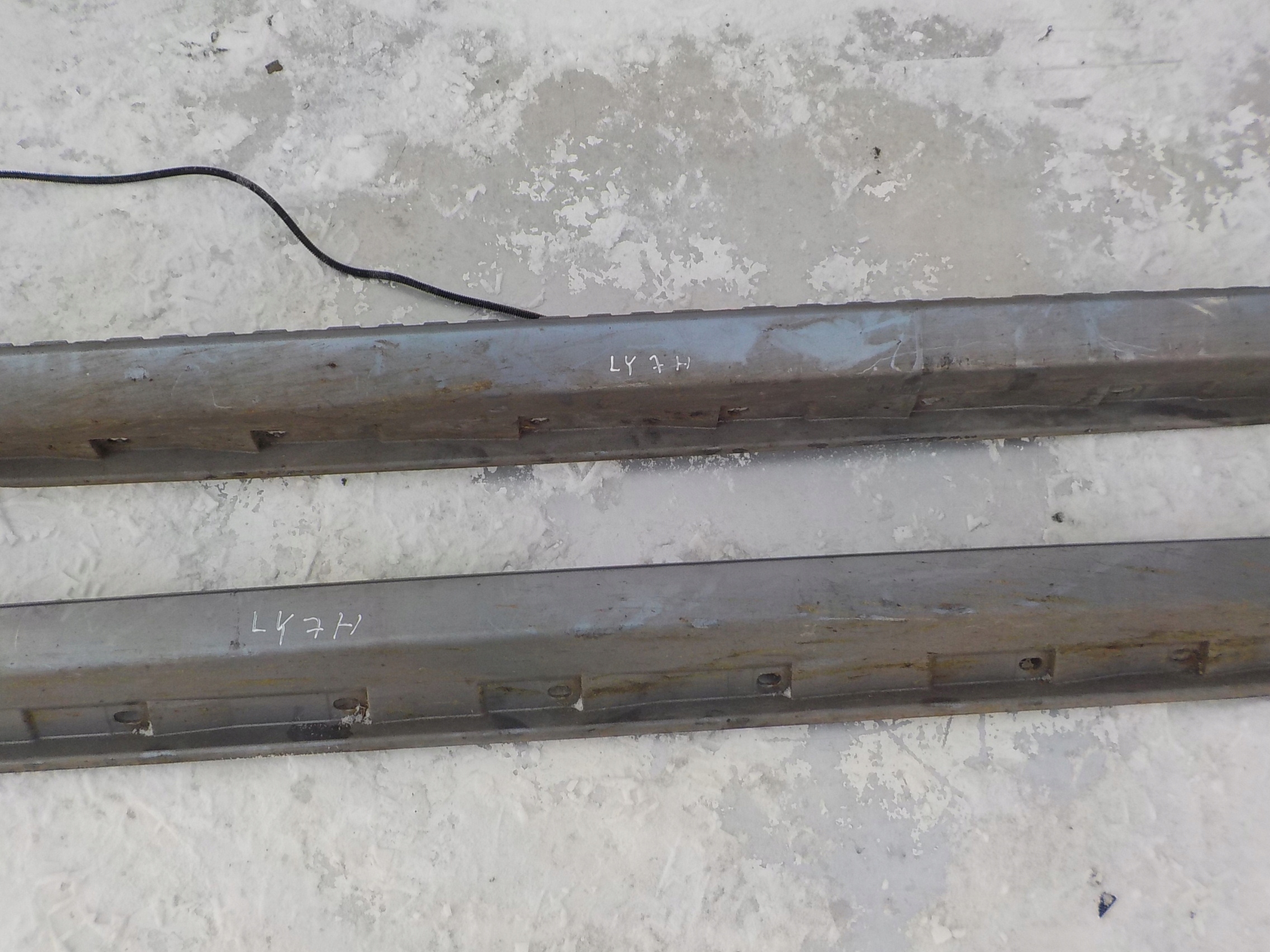 283 AUDI A4 B7 KOMBI mouldings caps threshold