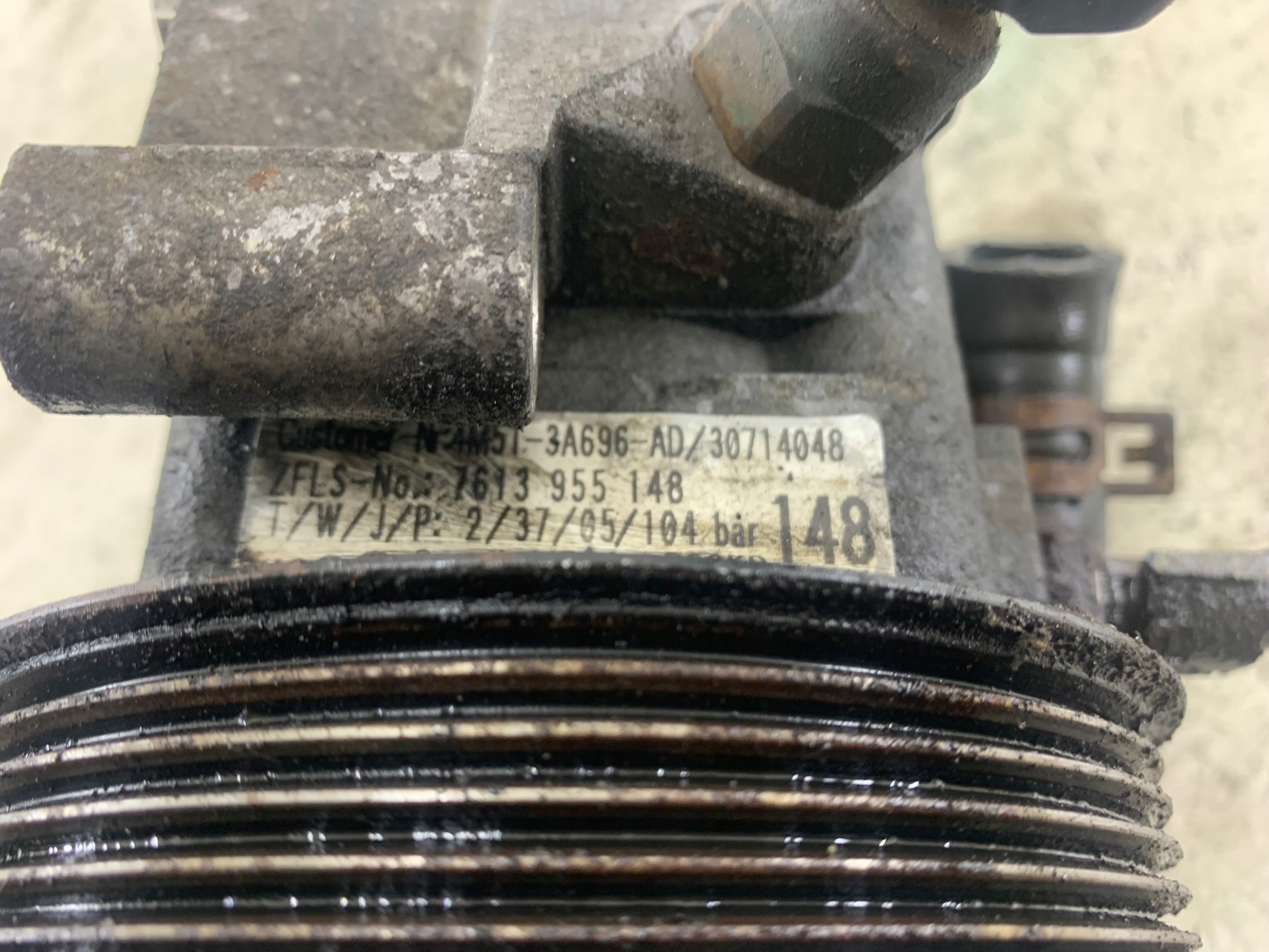 FORD FOCUS MK2 1.6 servo pump 4M5T3A696AD