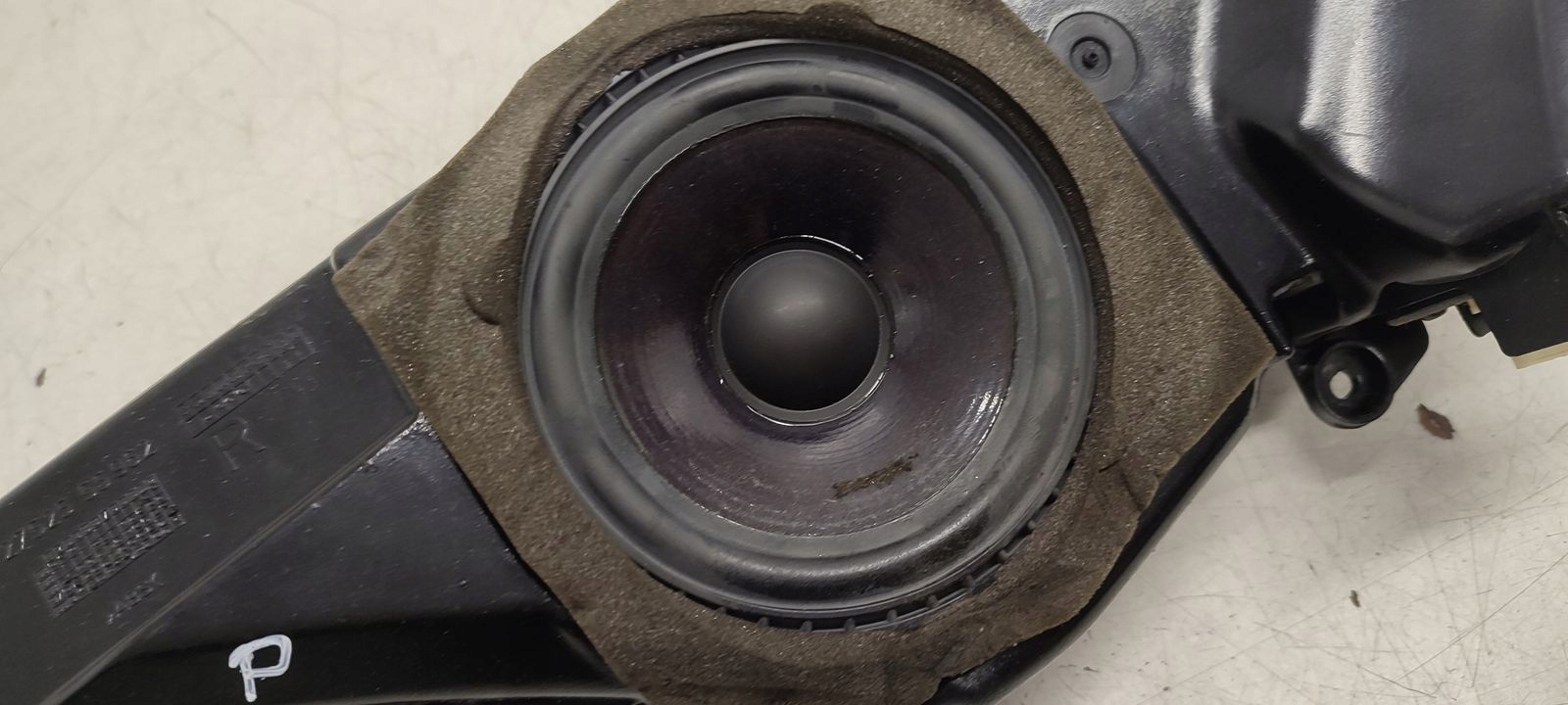 speaker speakers right front BMW E39 LIFT 3,0TD kombi