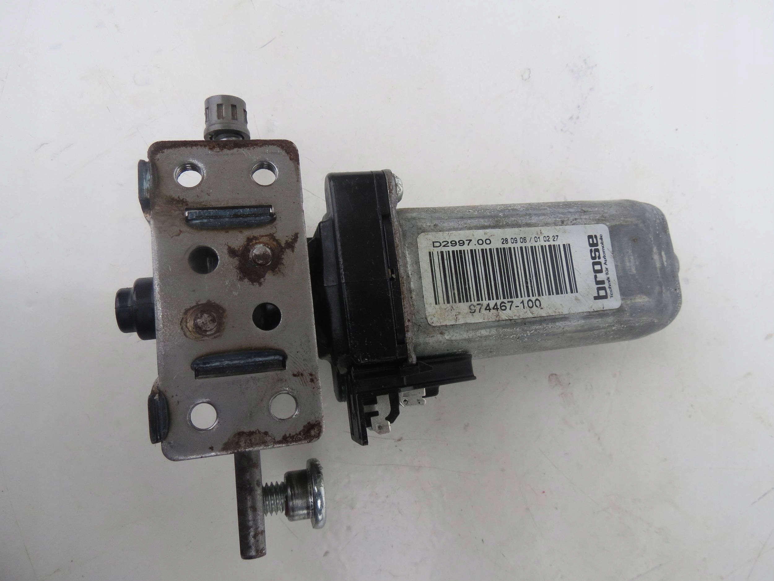 mini motor control seat left front PORSCHE CAYENNE 4.5 V8 974467100