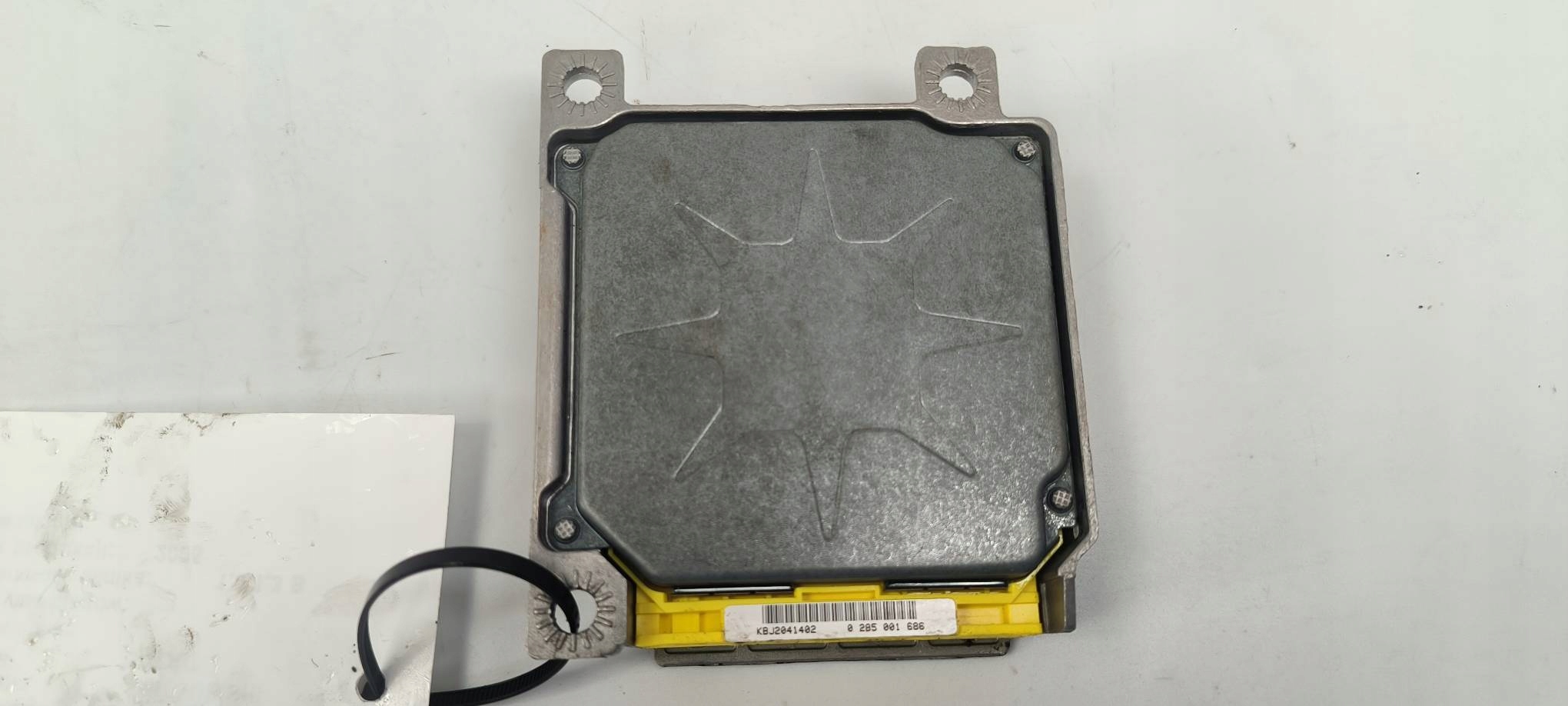 module MR587757 MITSUBISHI COLT