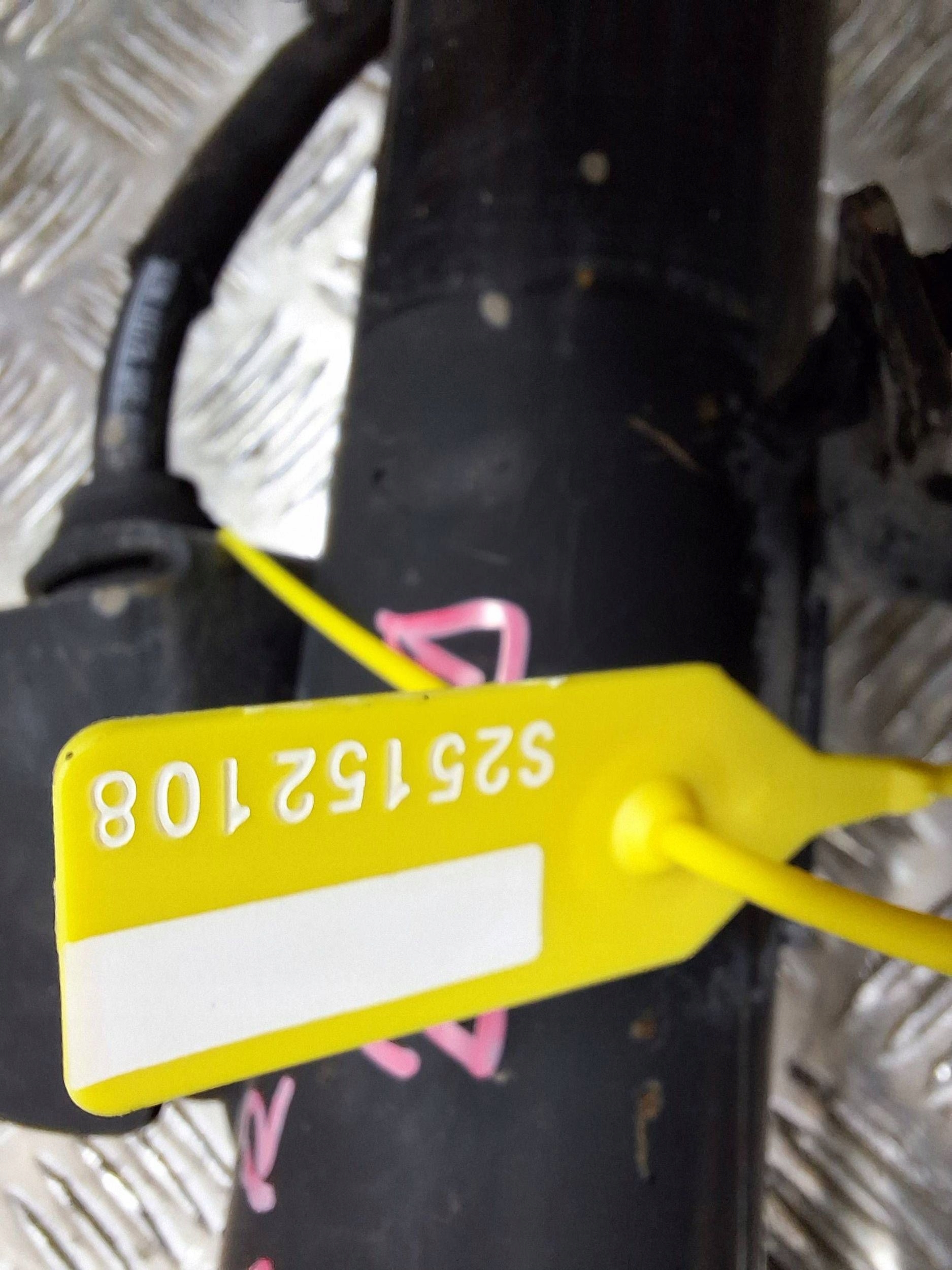 shock absorber right front RANGE ROVER EVOQUE L538 11- BJ32-18045-AD