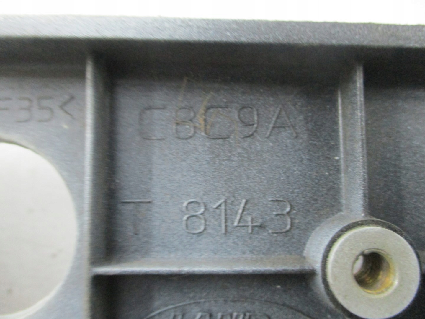 support RANGE ROVER SPORT CPLA-16151-AB left