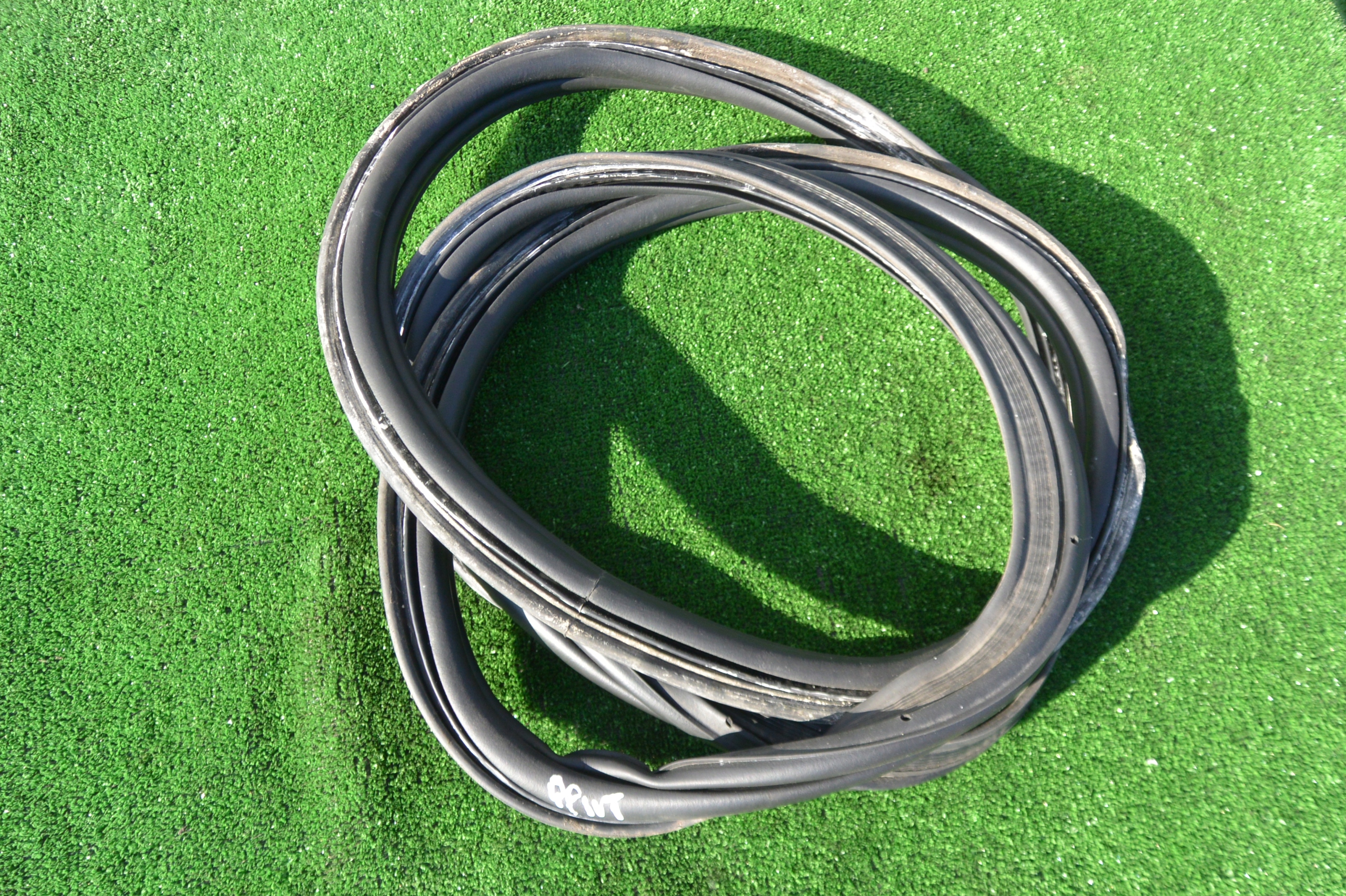 USZCZELKA BAGAZNIKA MASERATI QUATTROPORTE VI