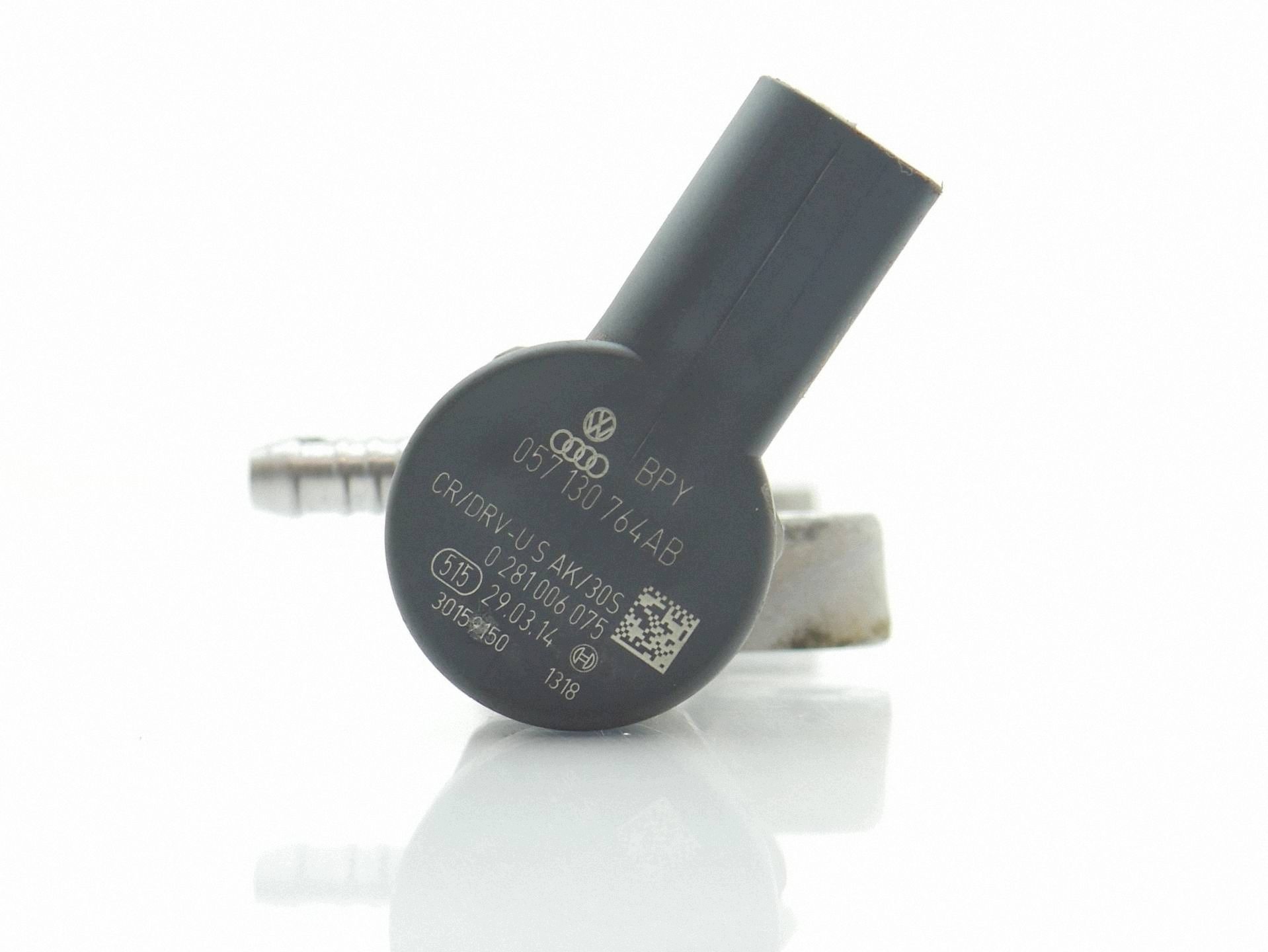 sensor druck des kraftstoffsbehälters 057130764AB 04L089D 2.0 TDI