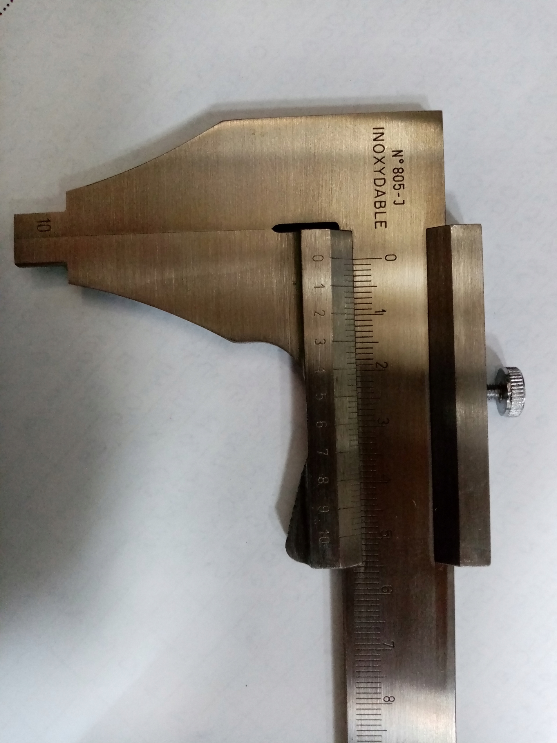 Штангенциркуль традиционный аналоговый 0-200 мм