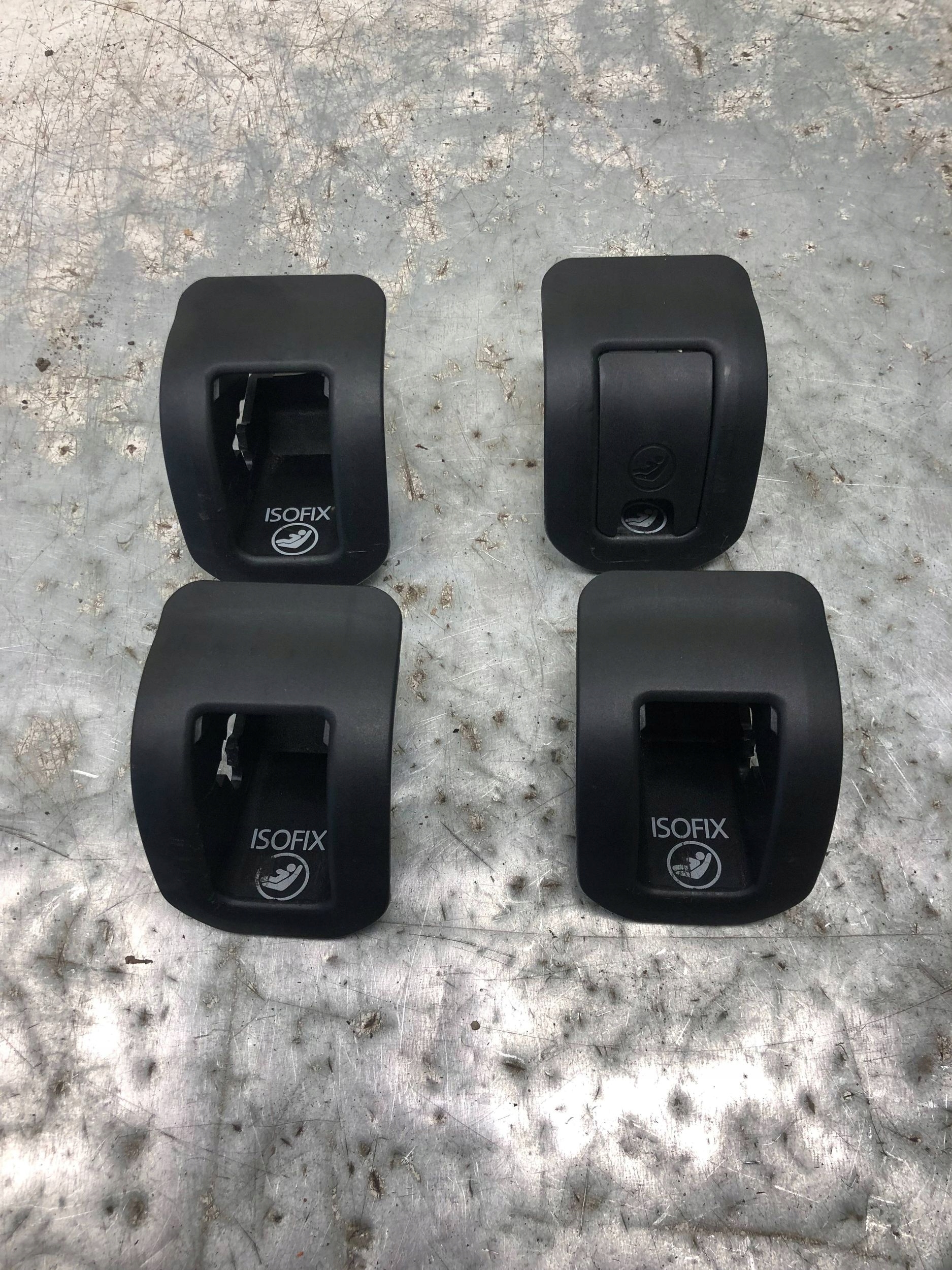 AUDI Q3 8U Support plaque ISOFIX Couvre Arrière KANAPY 8U0887233B