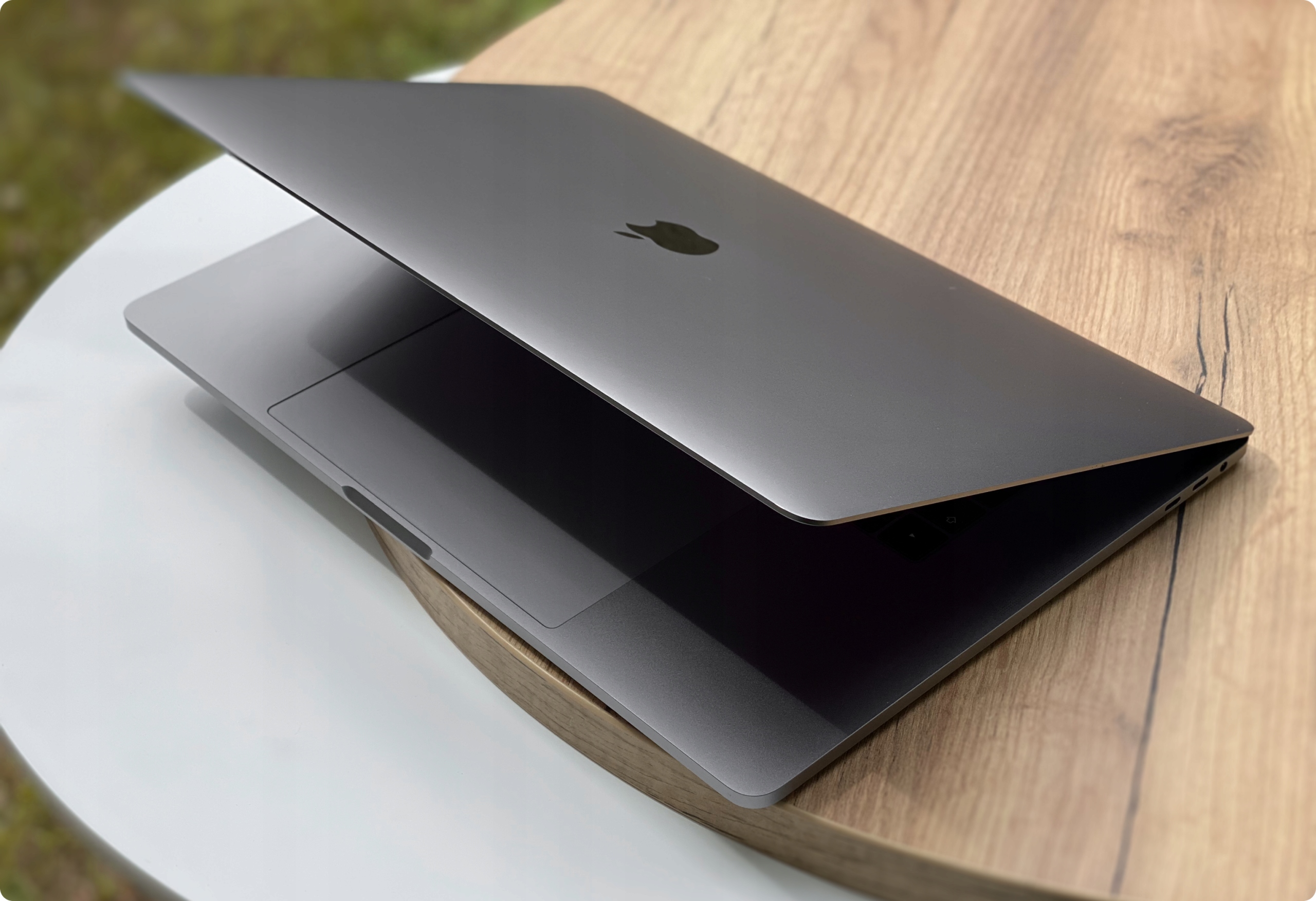 Core i9 6×4,5GHz |Apple MacBook Pro 15! 32GB 512GB Space Gray TouchBar 555X - Sklep, Opinie, Cena w Allegro.pl Core i9 6×4,5GHz |Apple MacBook Pro 15! 32GB 512GB Space Gray TouchBar 555X - Sklep, Opinie, Cena w Allegro.pl