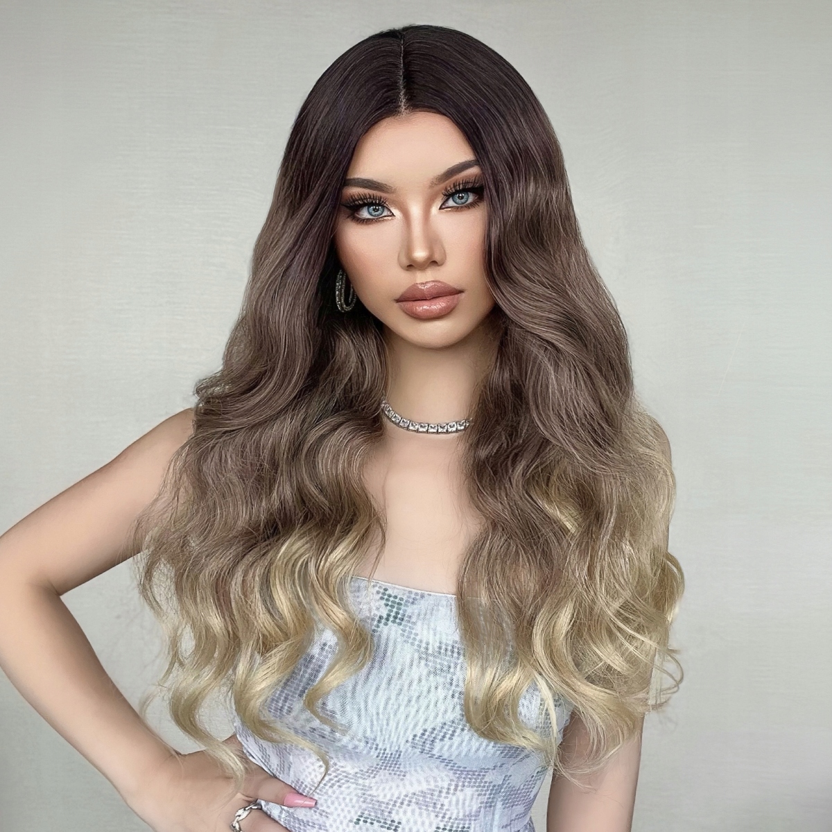 Zářivá ombré hnědá paruka Sarah se síťkou (lace front)