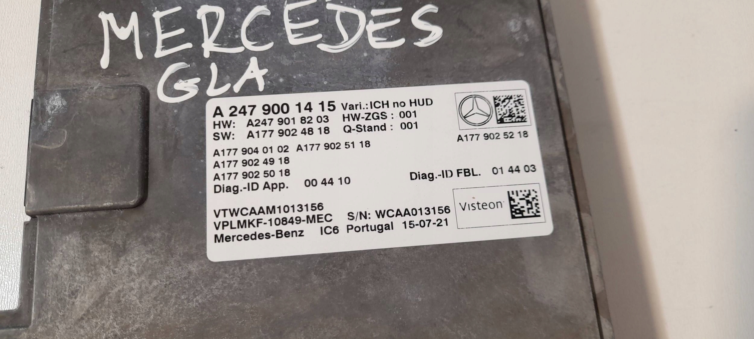 Mercedes-Benz GLA H247 module / control unit of the dial A2479001415 (GL25)