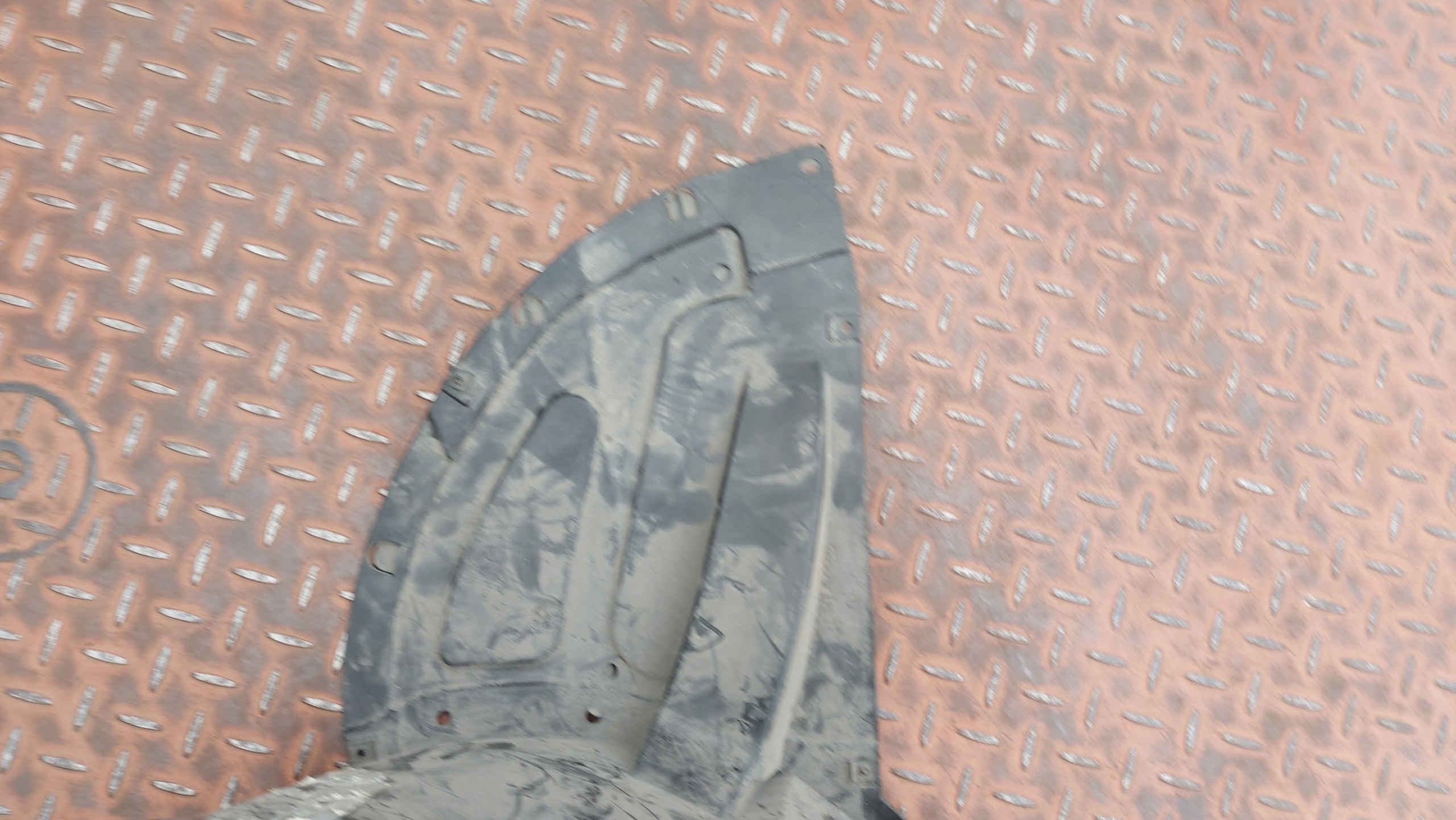 mudguard left front SKODA FABIA II 10-14