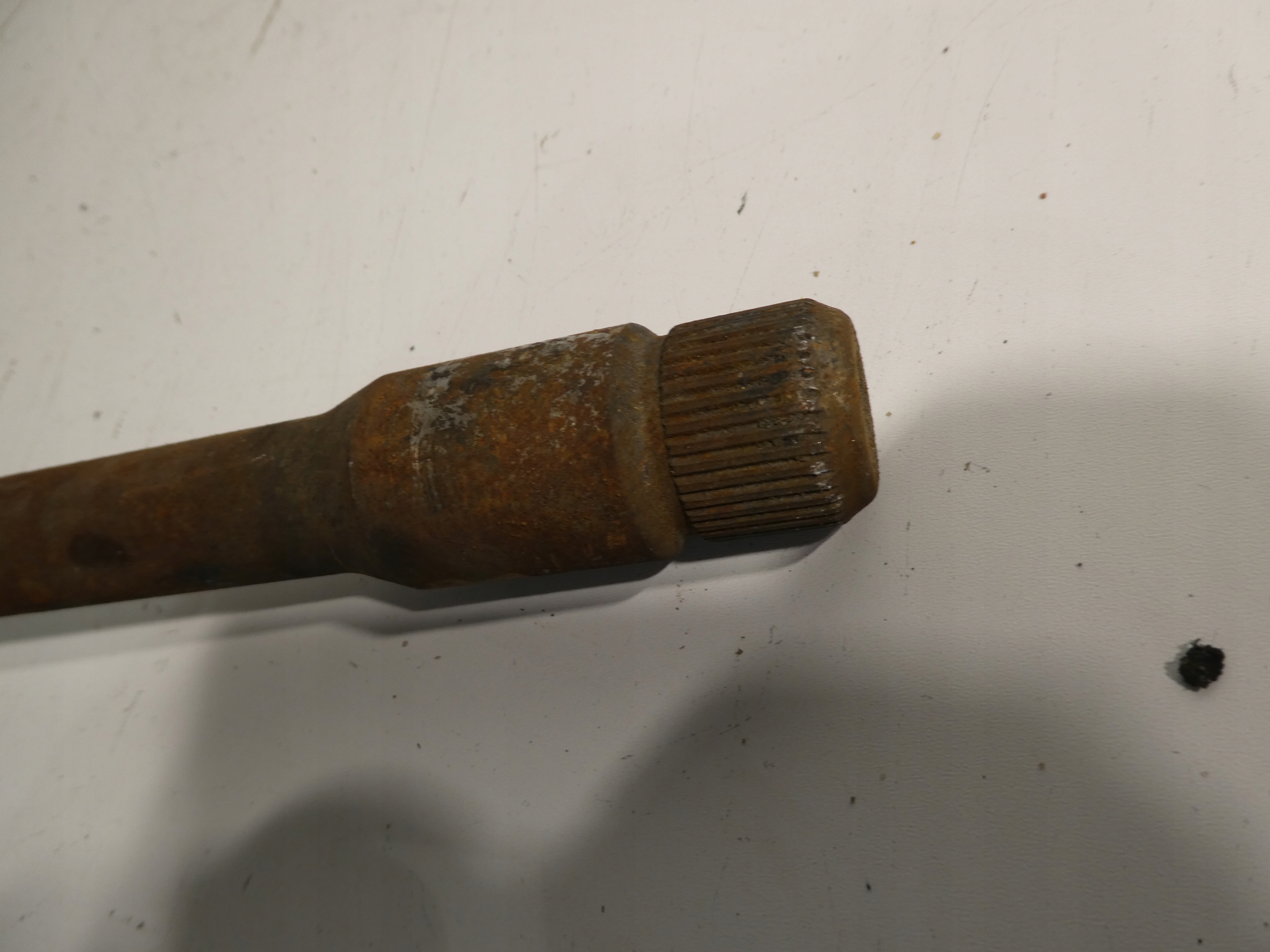 semi-axis right bar AUDI A4 B8