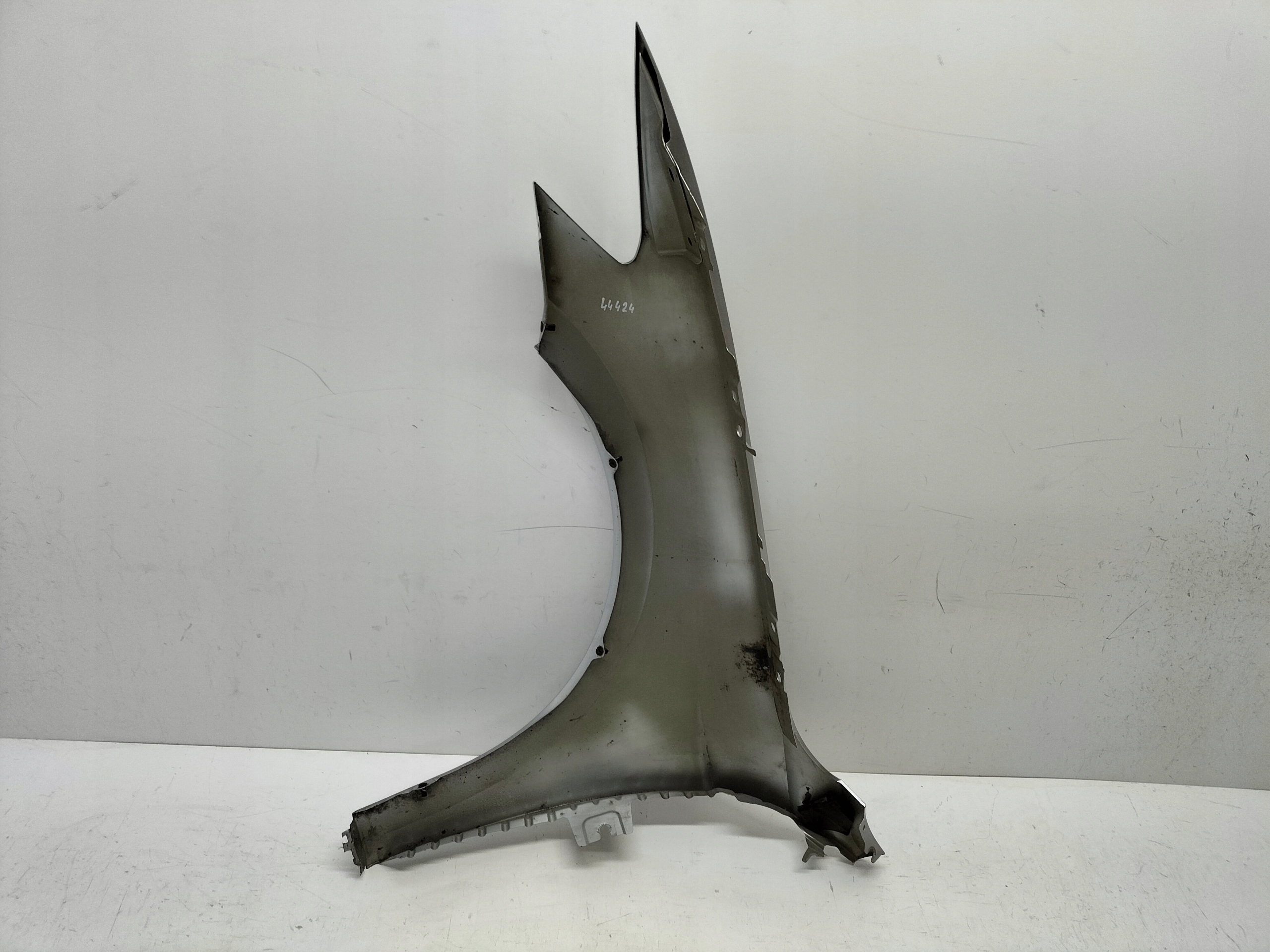 fender front front right VW PASSAT B8 14